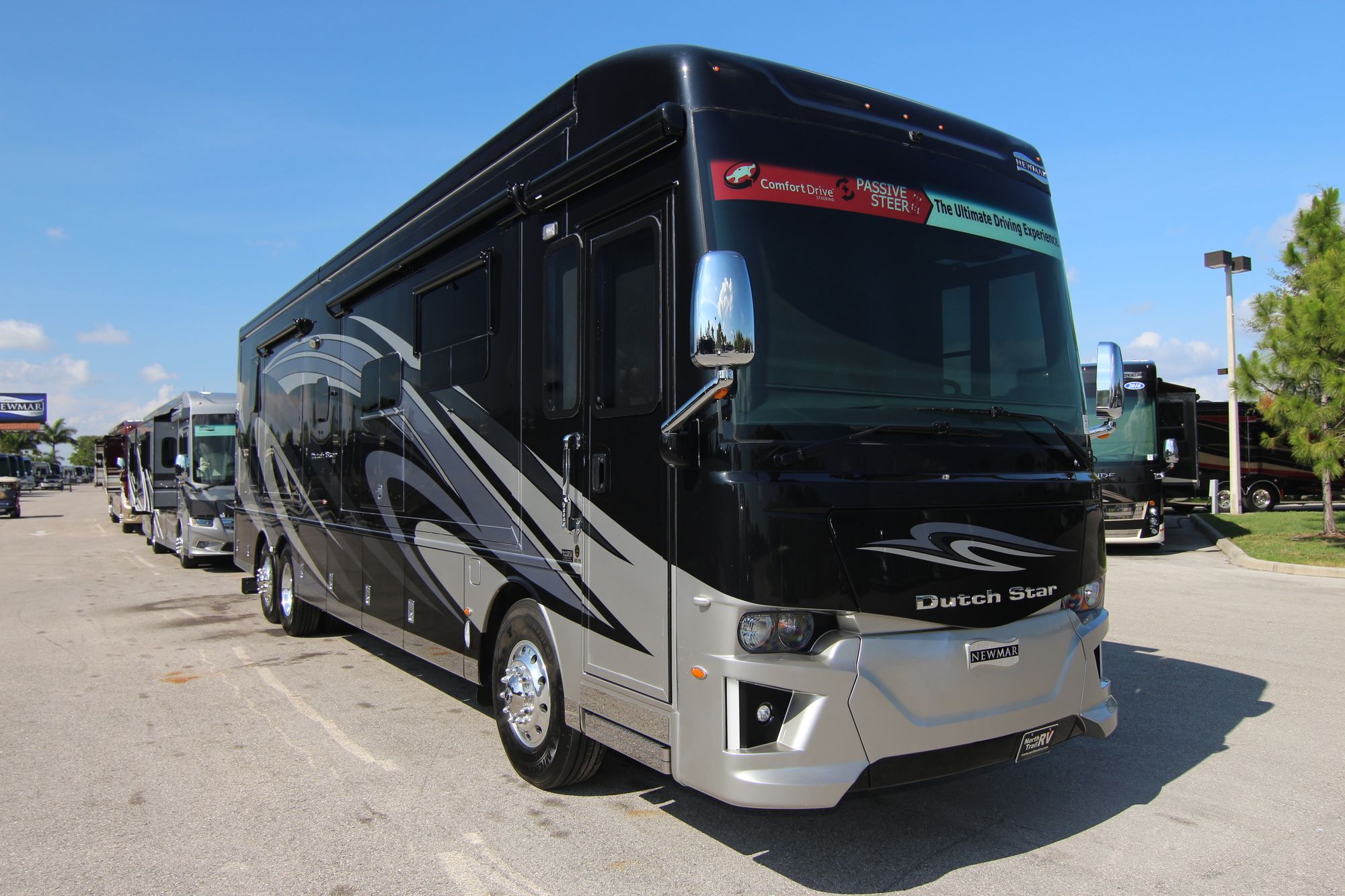 New 2019 Newmar Dutch Star 4018 Class A  For Sale