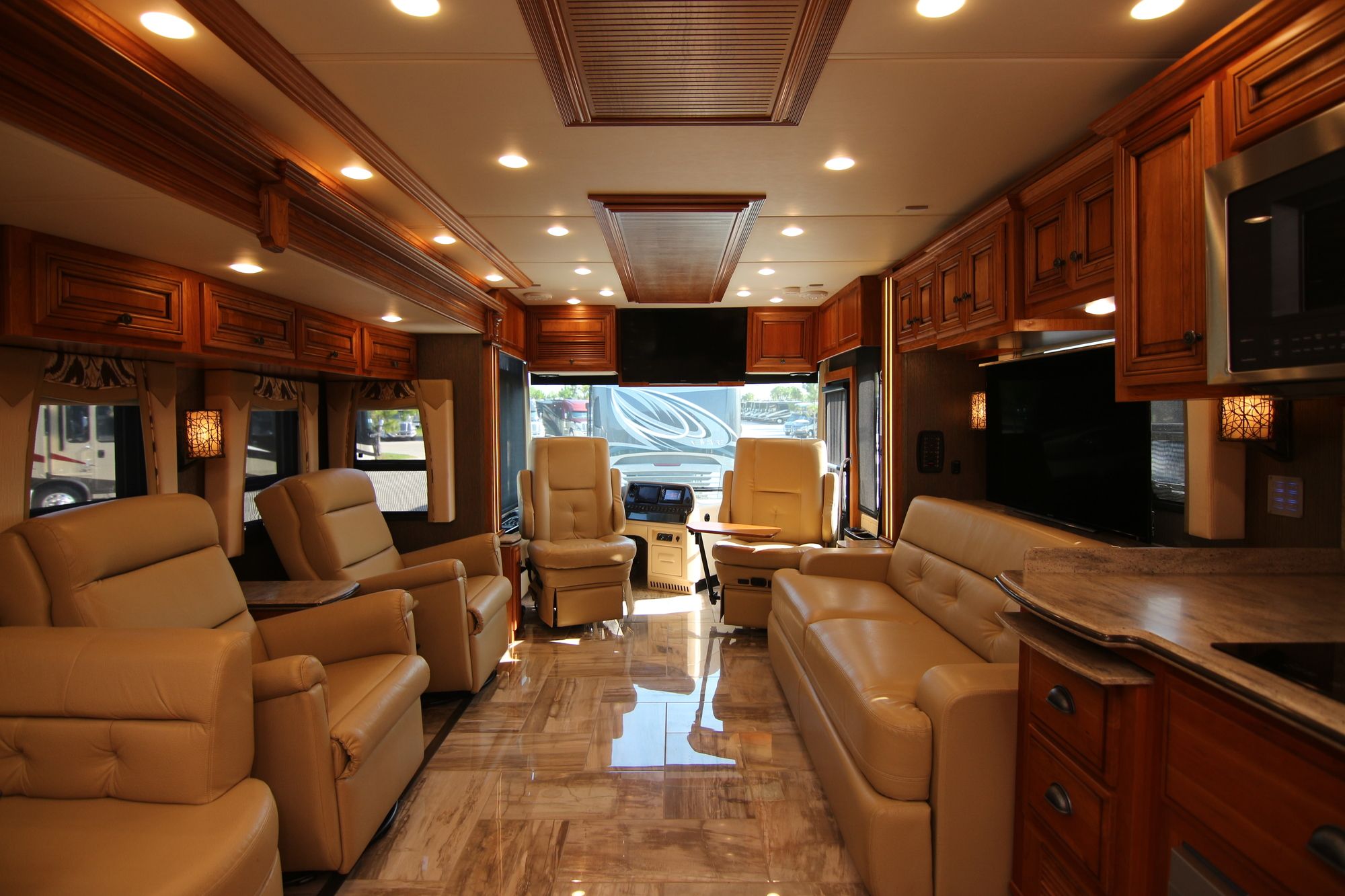 Used 2016 Newmar Dutch Star 4369 Class A  For Sale