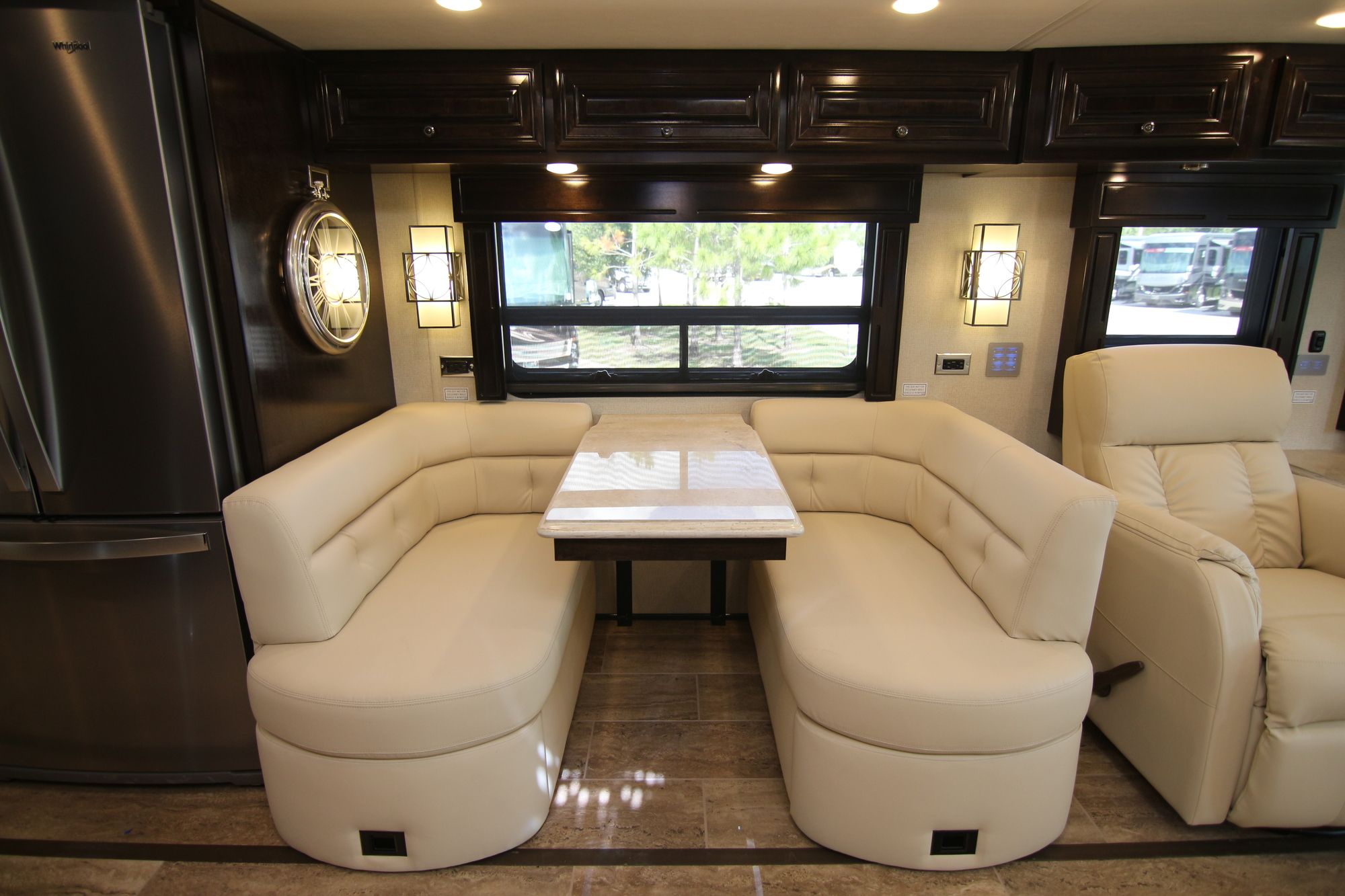 New 2019 Newmar Dutch Star 4018 Class A  For Sale