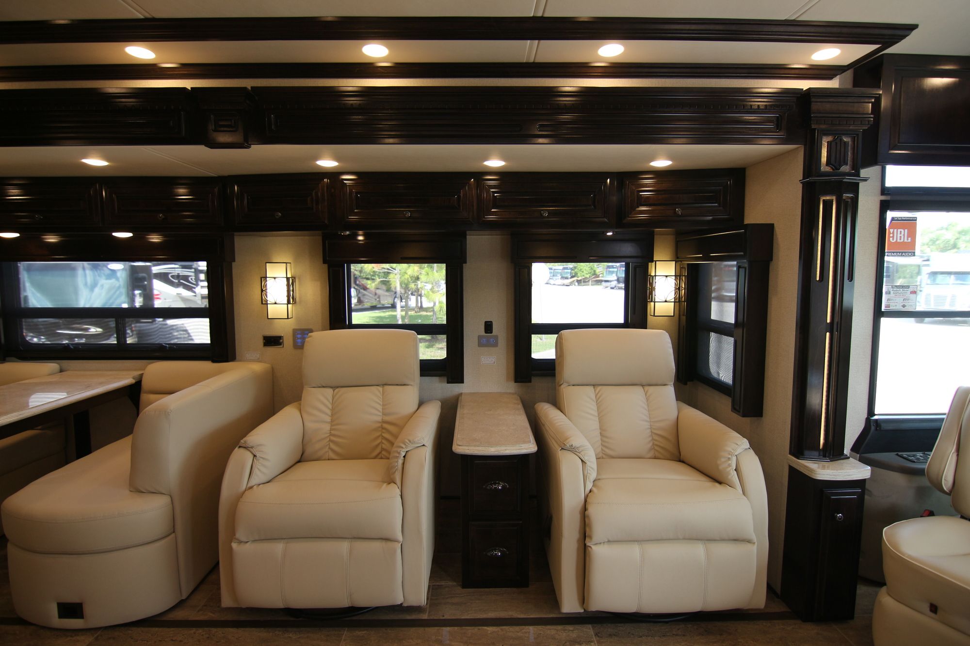 New 2019 Newmar Dutch Star 4018 Class A  For Sale