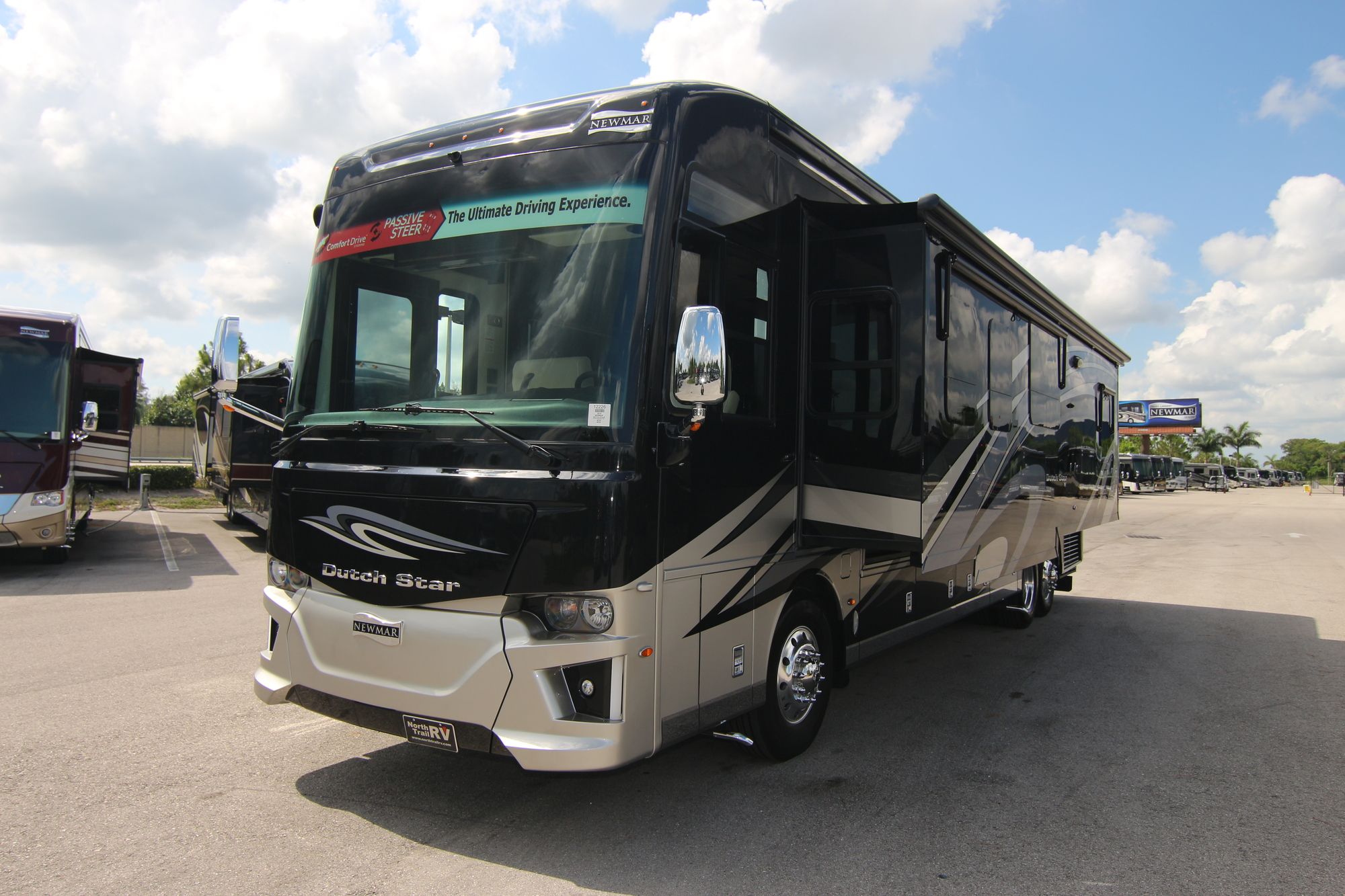 New 2019 Newmar Dutch Star 4018 Class A  For Sale