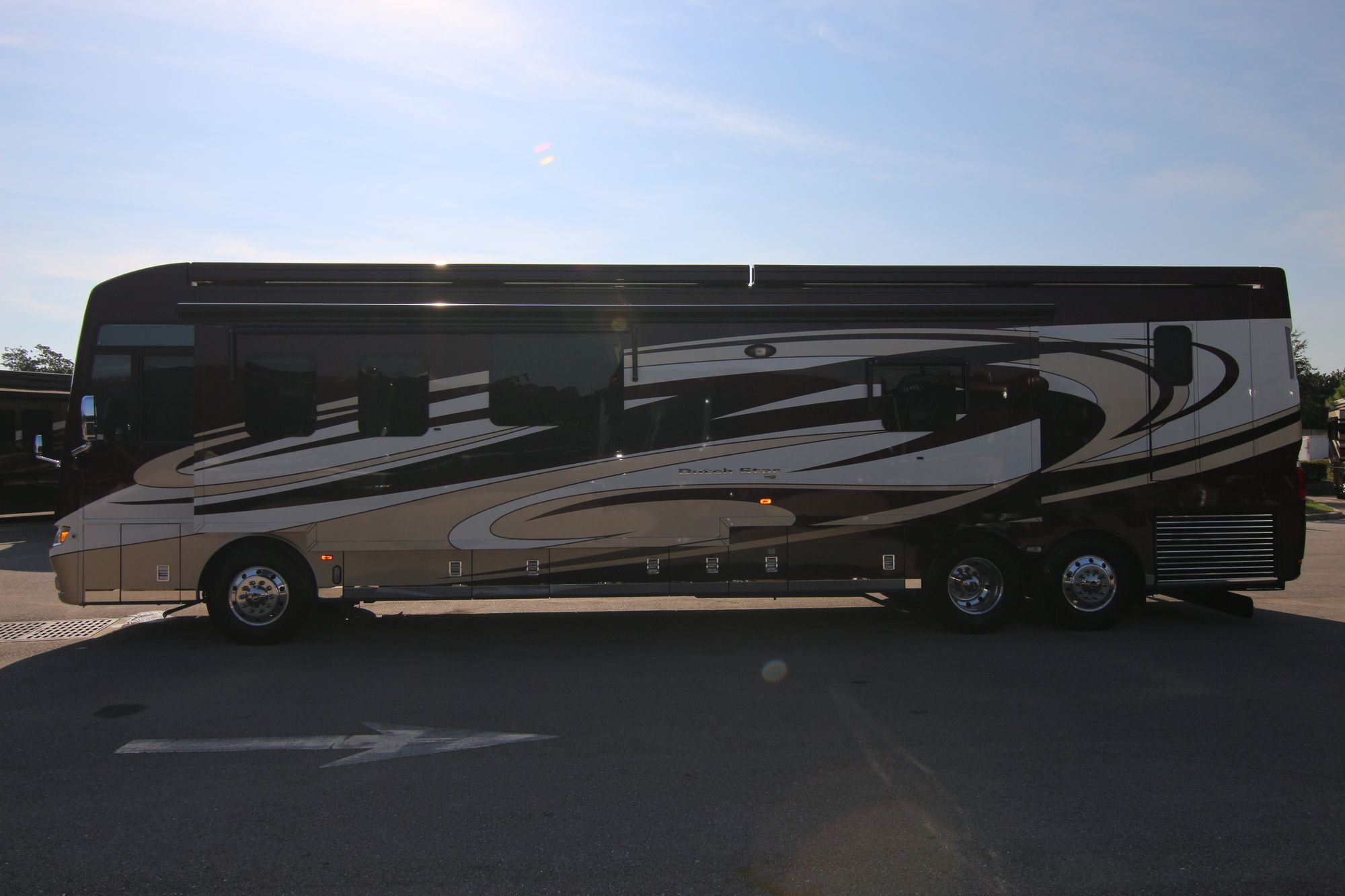 Used 2016 Newmar Dutch Star 4369 Class A  For Sale