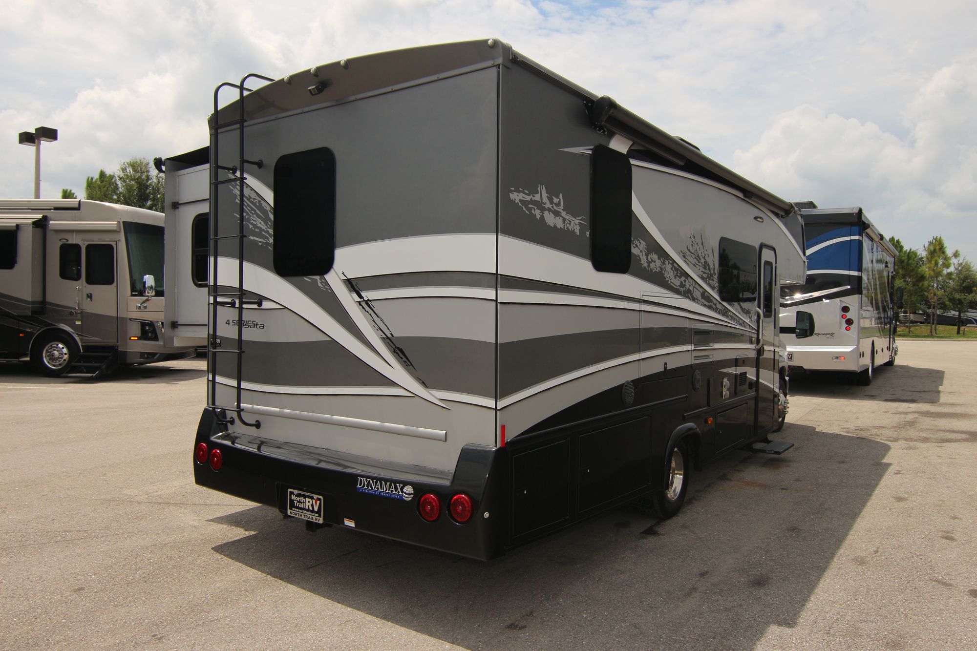 Used 2018 Forest River Isata 4 25FWF Class C  For Sale