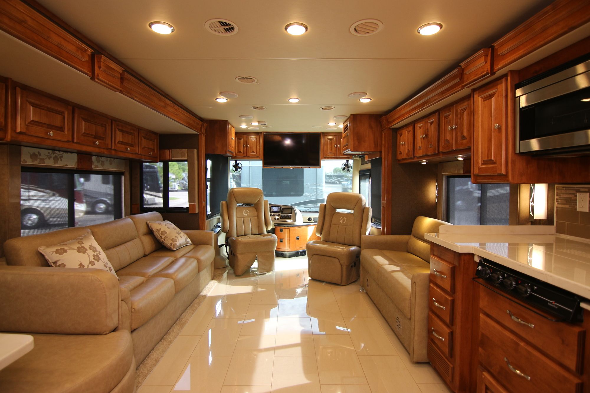 Used 2016 Tiffin Motor Homes Allegro Red 38QBA Class A  For Sale