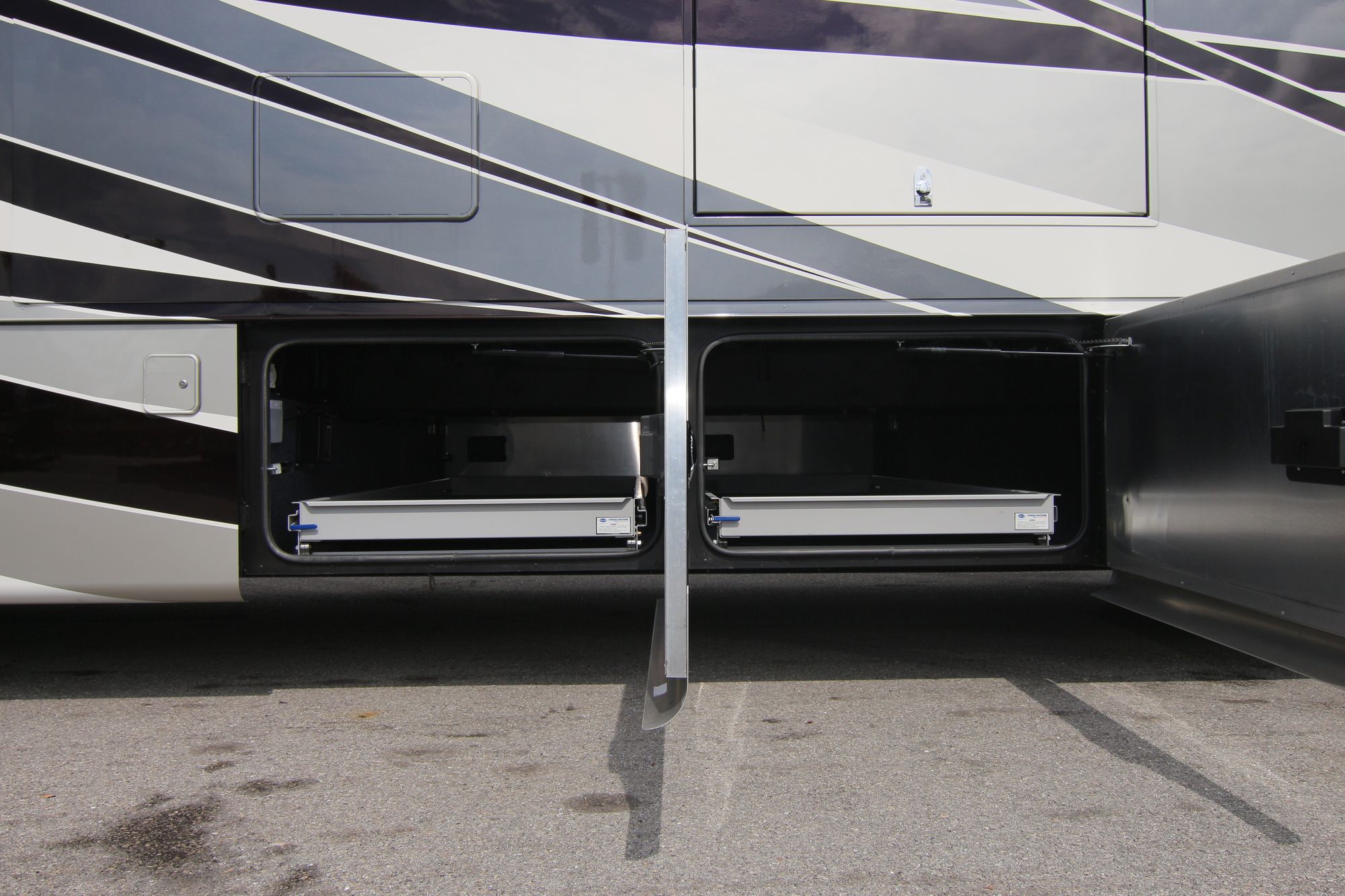 Used 2017 Tiffin Motor Homes Allegro Bus 45 OPP Class A  For Sale