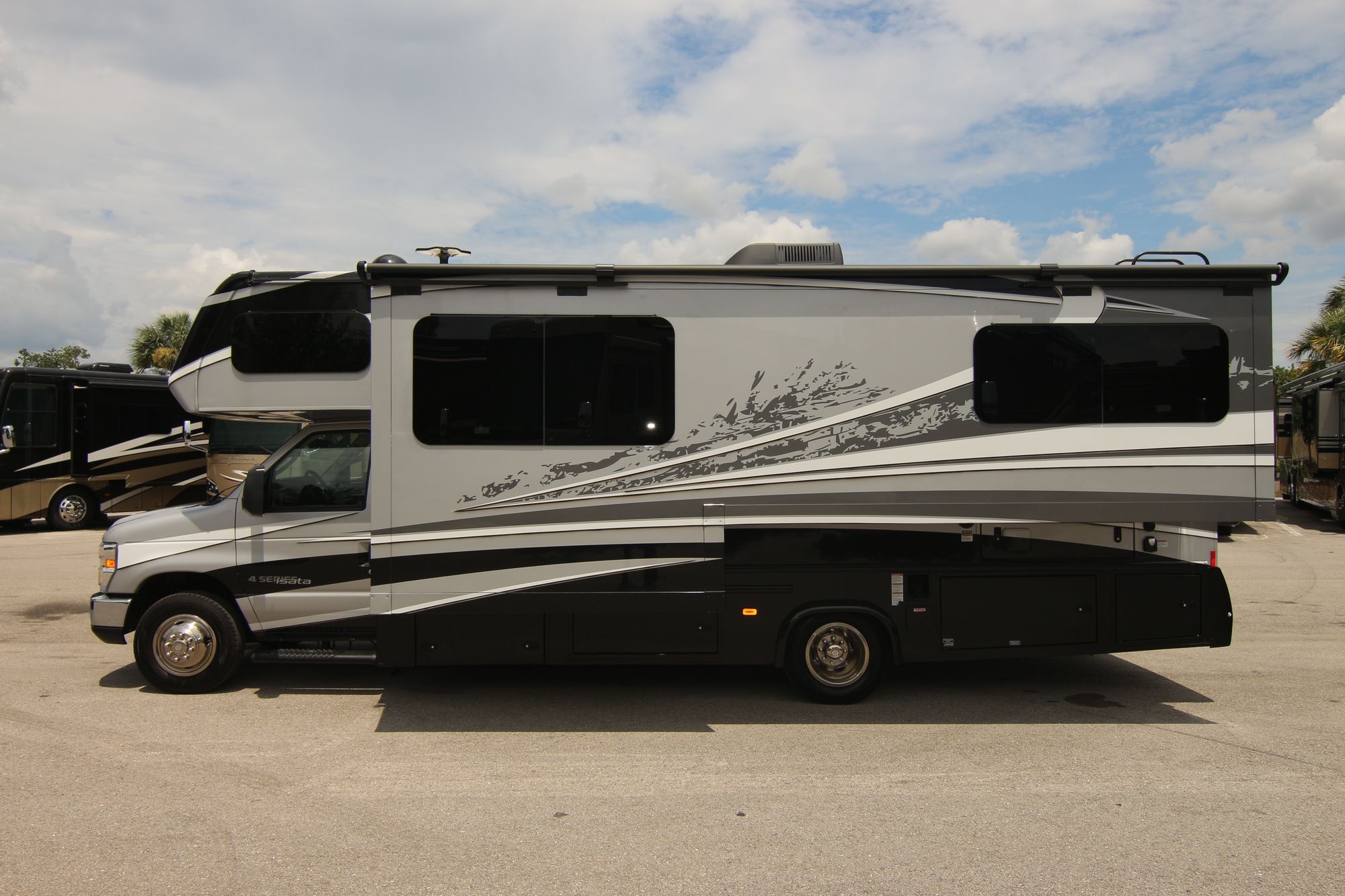 Used 2018 Forest River Isata 4 25FWF Class C  For Sale