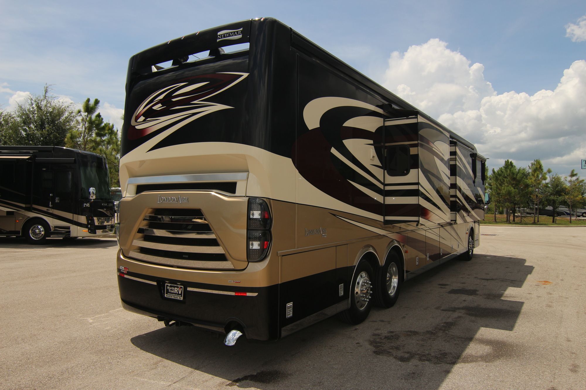 Used 2016 Newmar London Aire 4519 Class A  For Sale