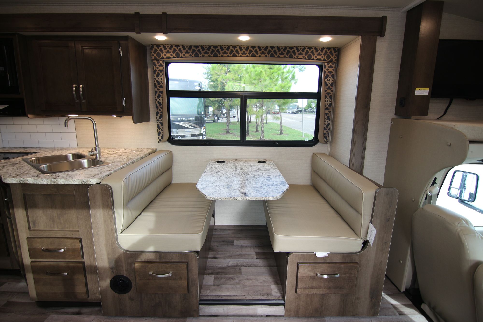 New 2020 Jayco Redhawk 31F BUNKS Class C  For Sale