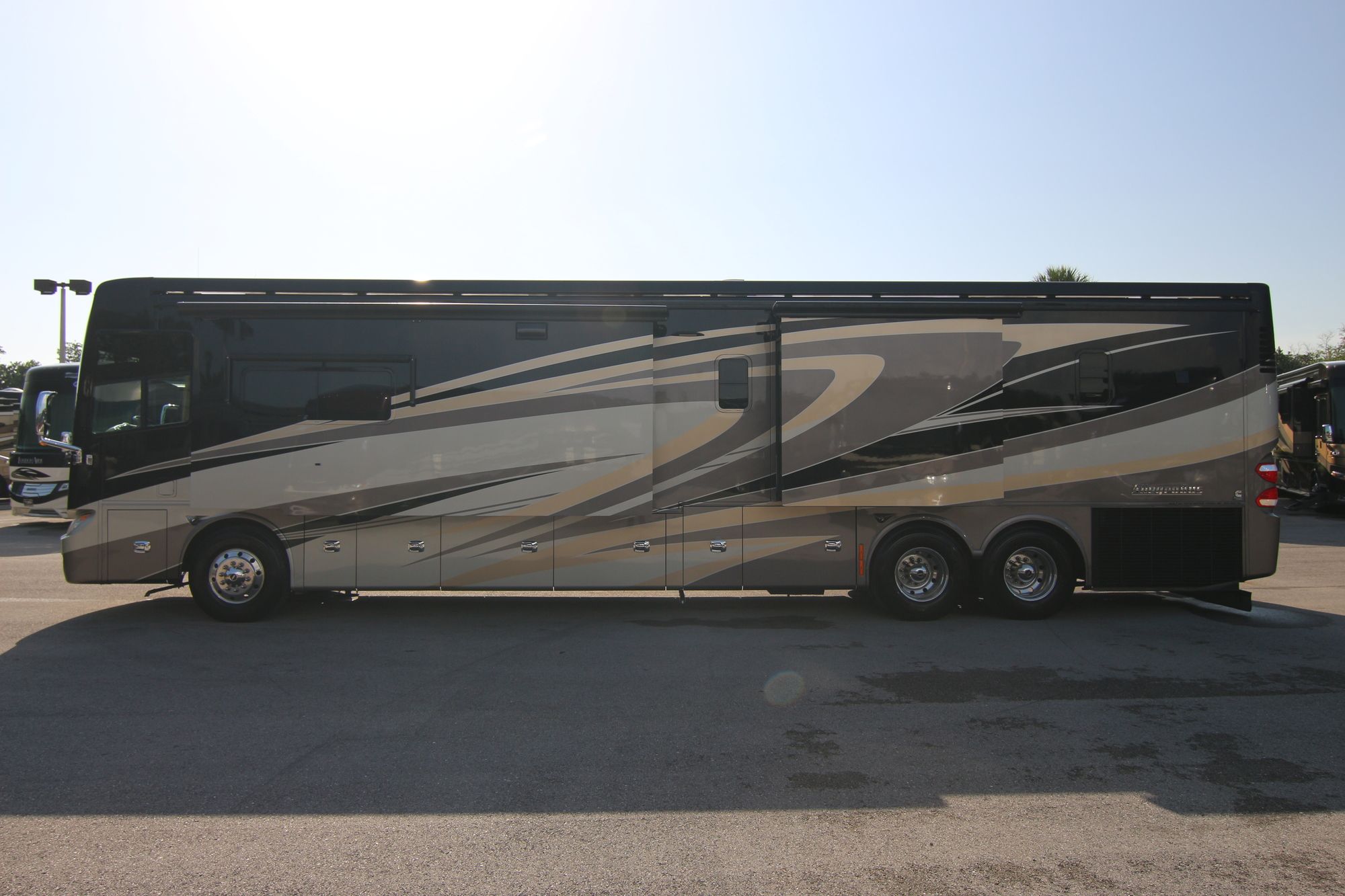 Used 2015 Tiffin Motor Homes Allegro Bus 45OP Class A  For Sale