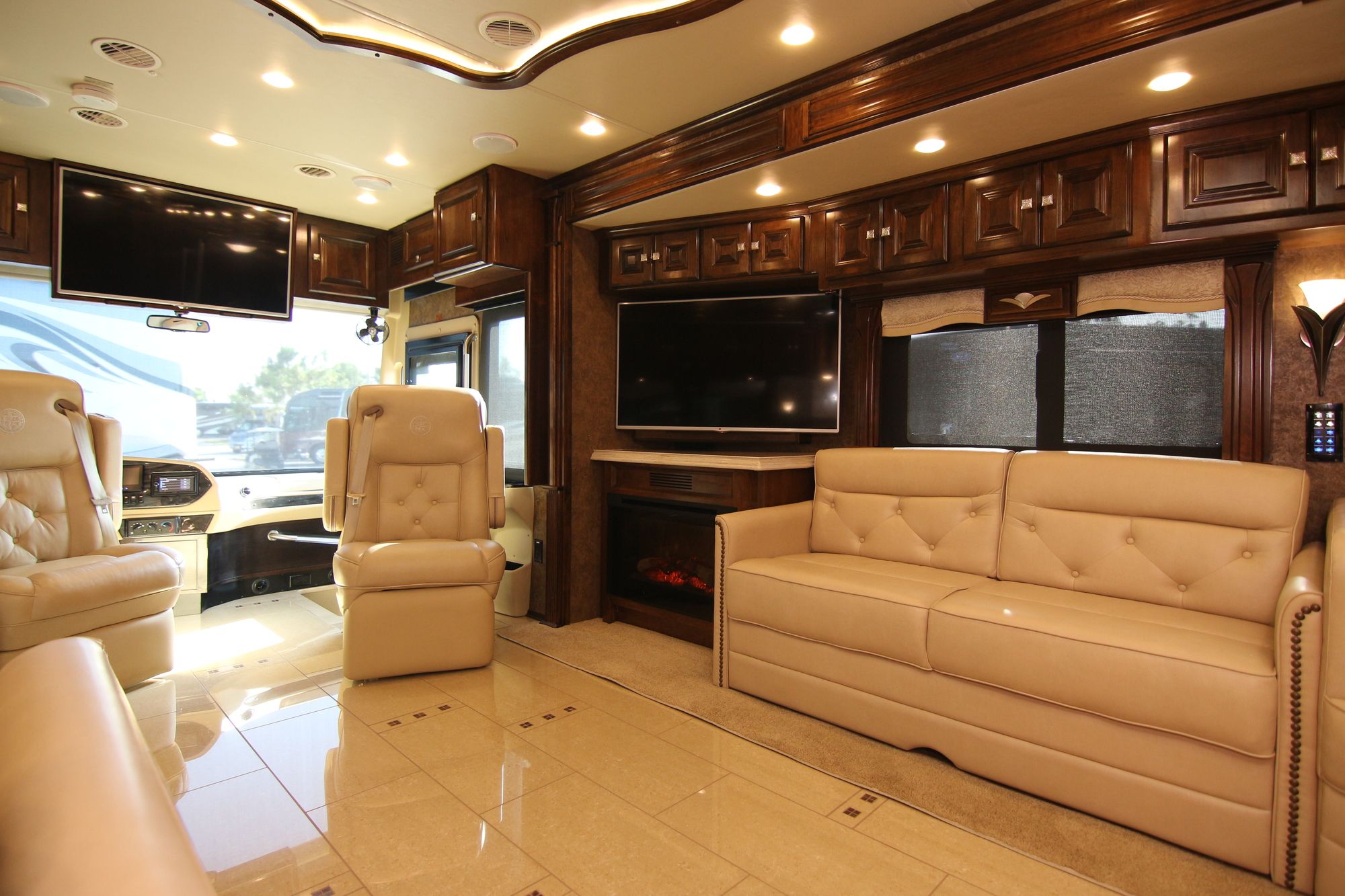 Used 2015 Tiffin Motor Homes Allegro Bus 45OP Class A  For Sale