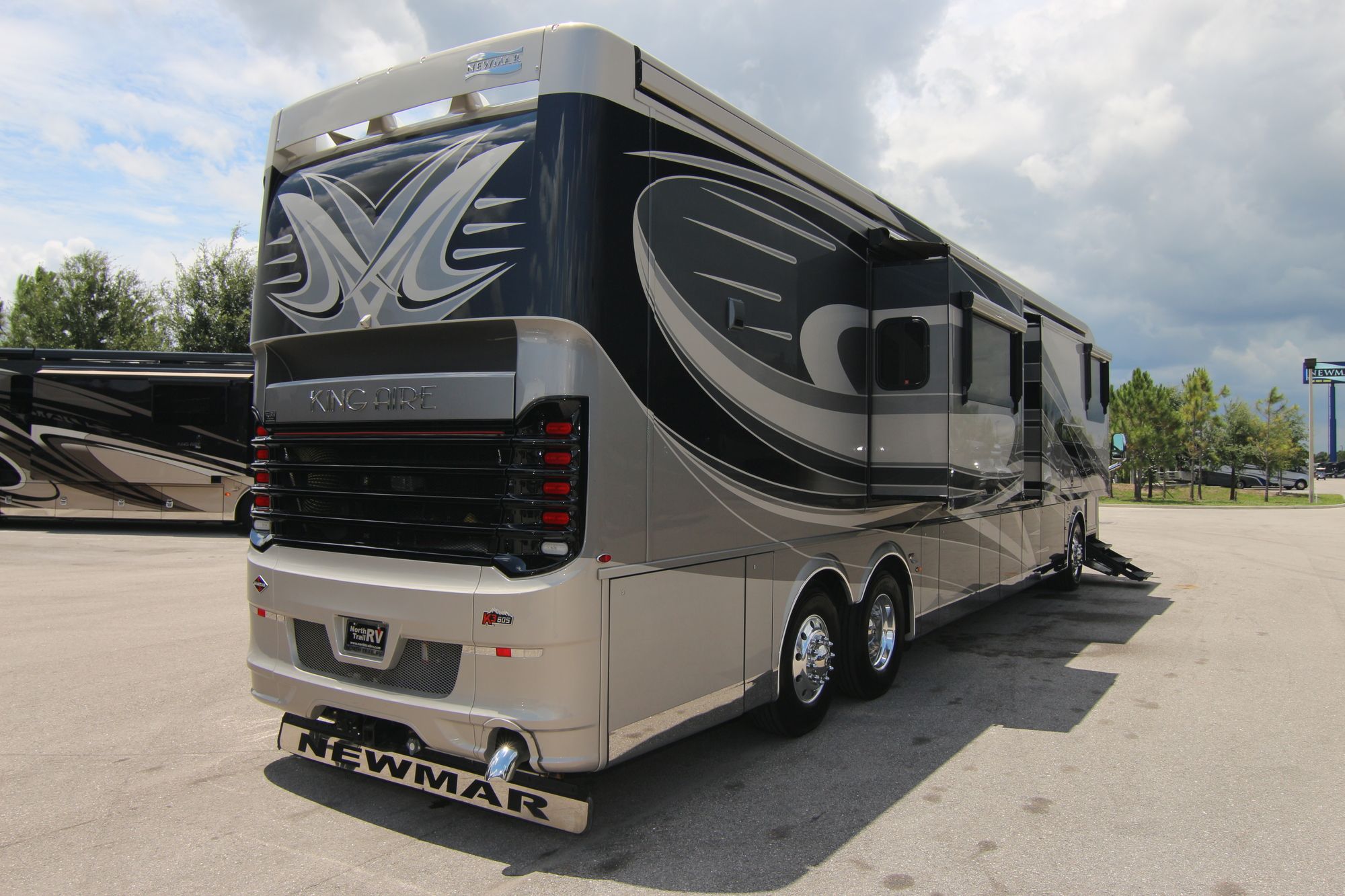 Used 2018 Newmar King Aire 4553 Class A  For Sale