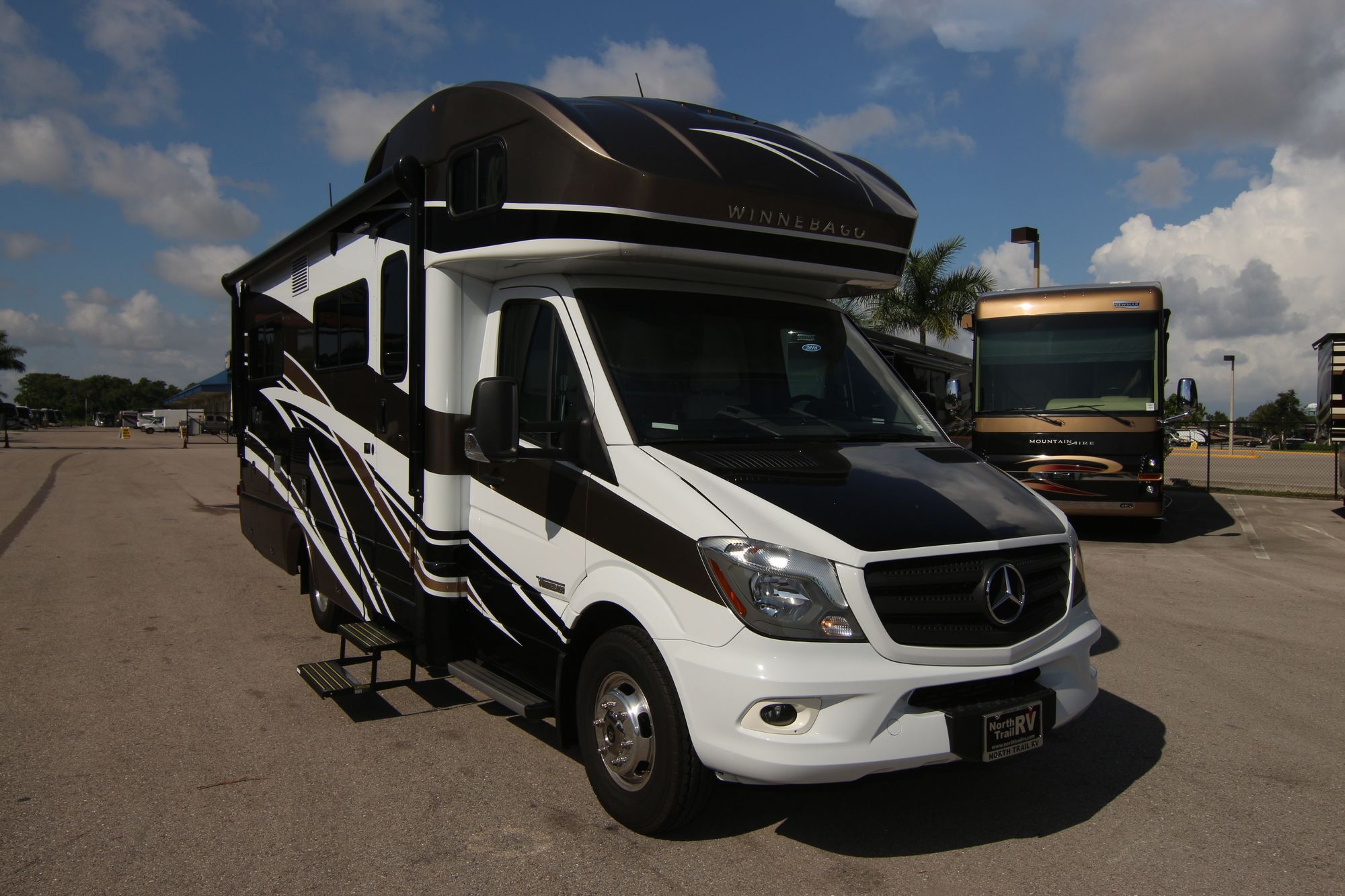 Used 2018 Winnebago View 24J Class C  For Sale