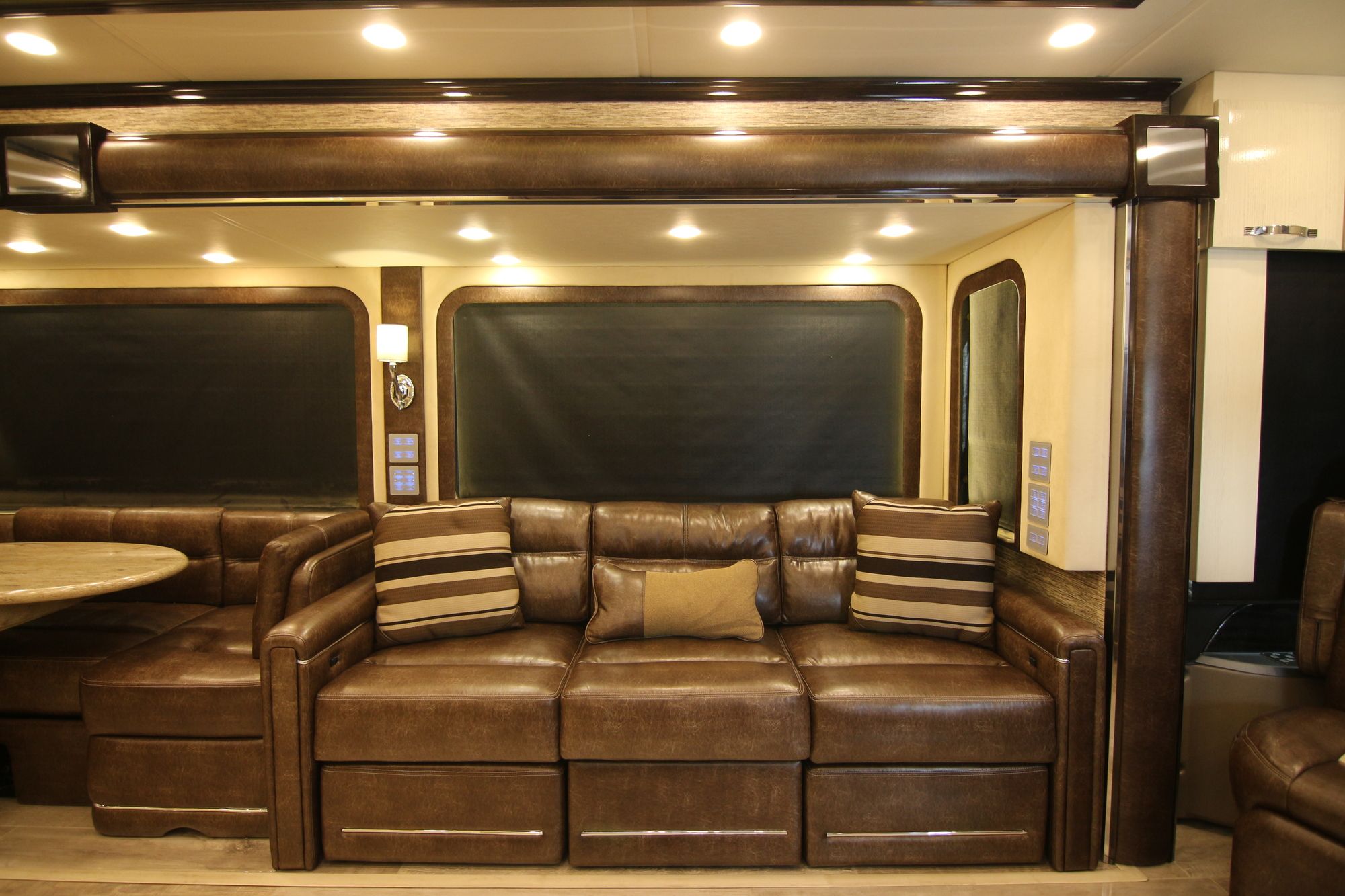 New 2019 Newmar King Aire 4549 Class A  For Sale