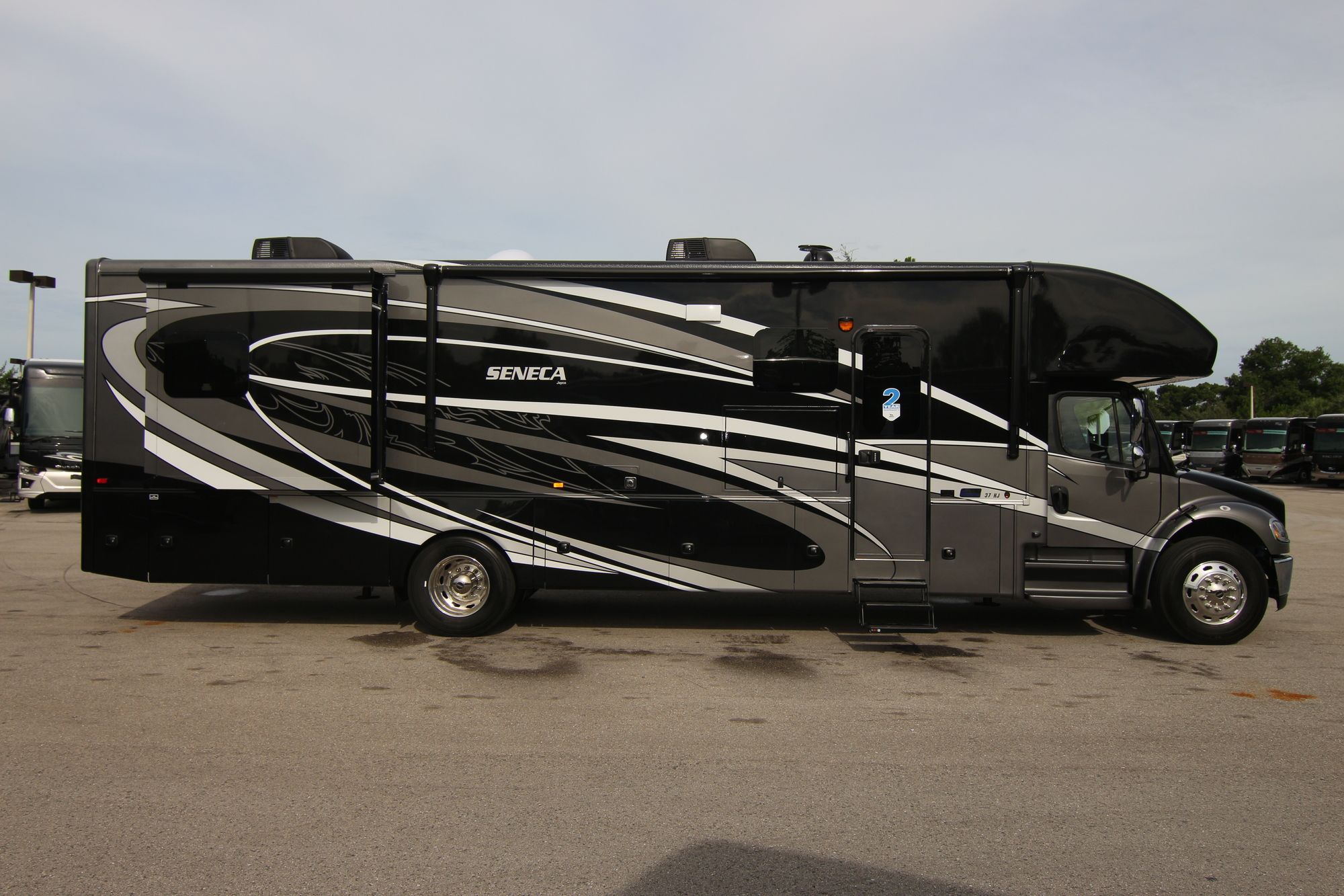 New 2020 Jayco Seneca 37HJ Super C  For Sale