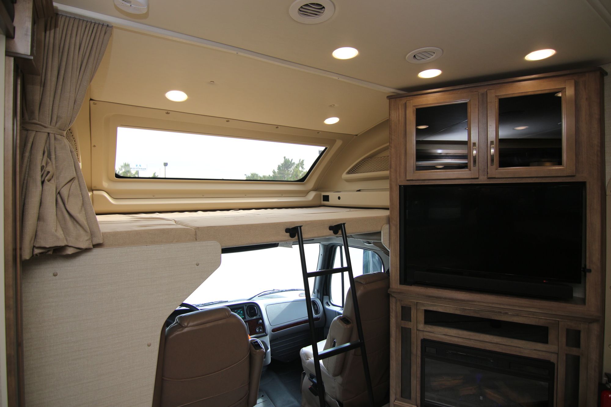 New 2020 Jayco Seneca 37HJ Super C  For Sale