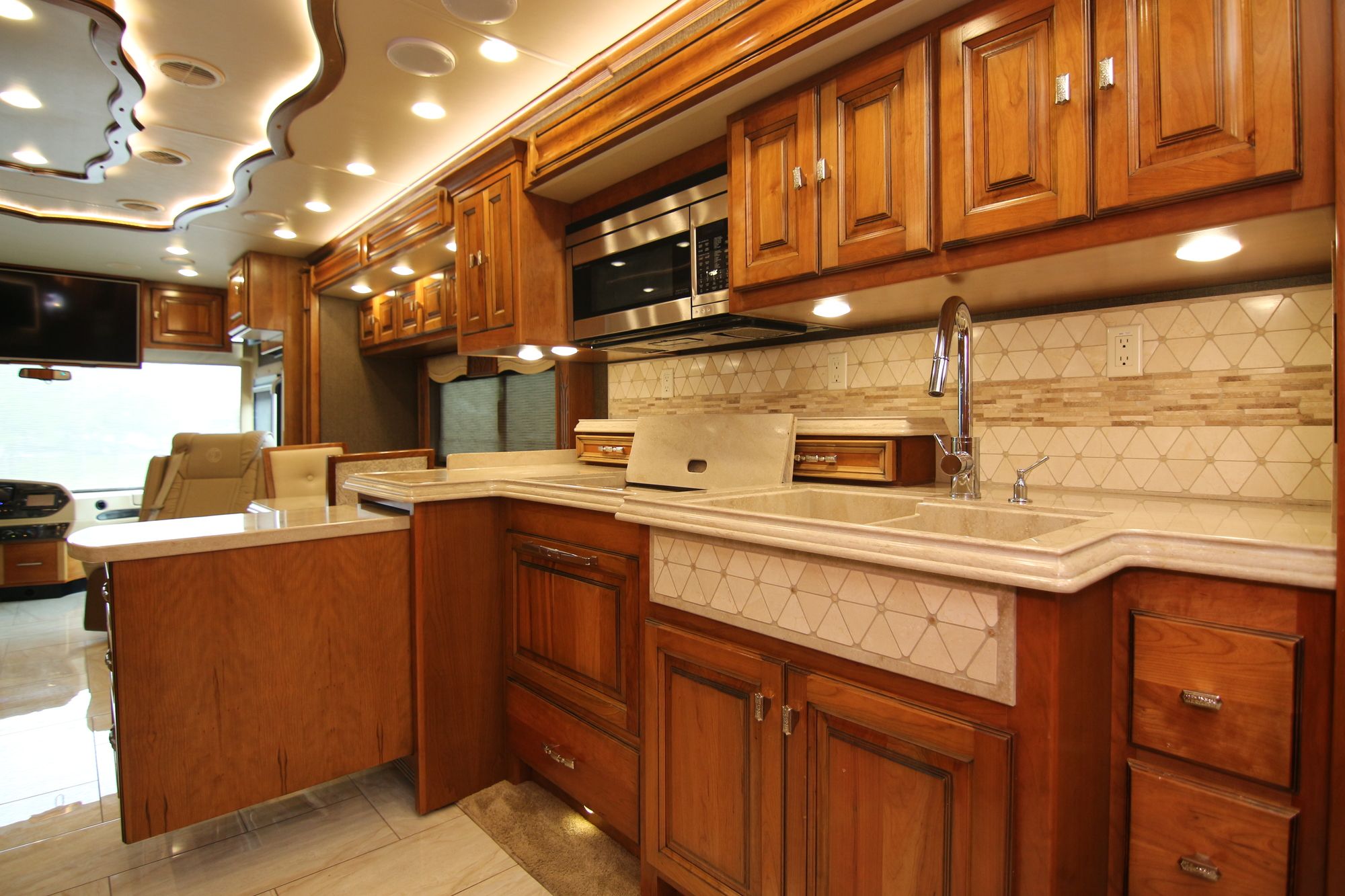 Used 2016 Tiffin Motor Homes Allegro Bus 37AP Class A  For Sale