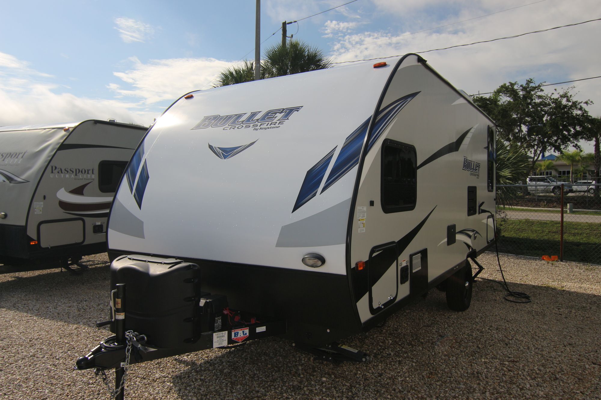 Used 2019 Keystone Bullet Crossfire 1900 RD Travel Trailer  For Sale