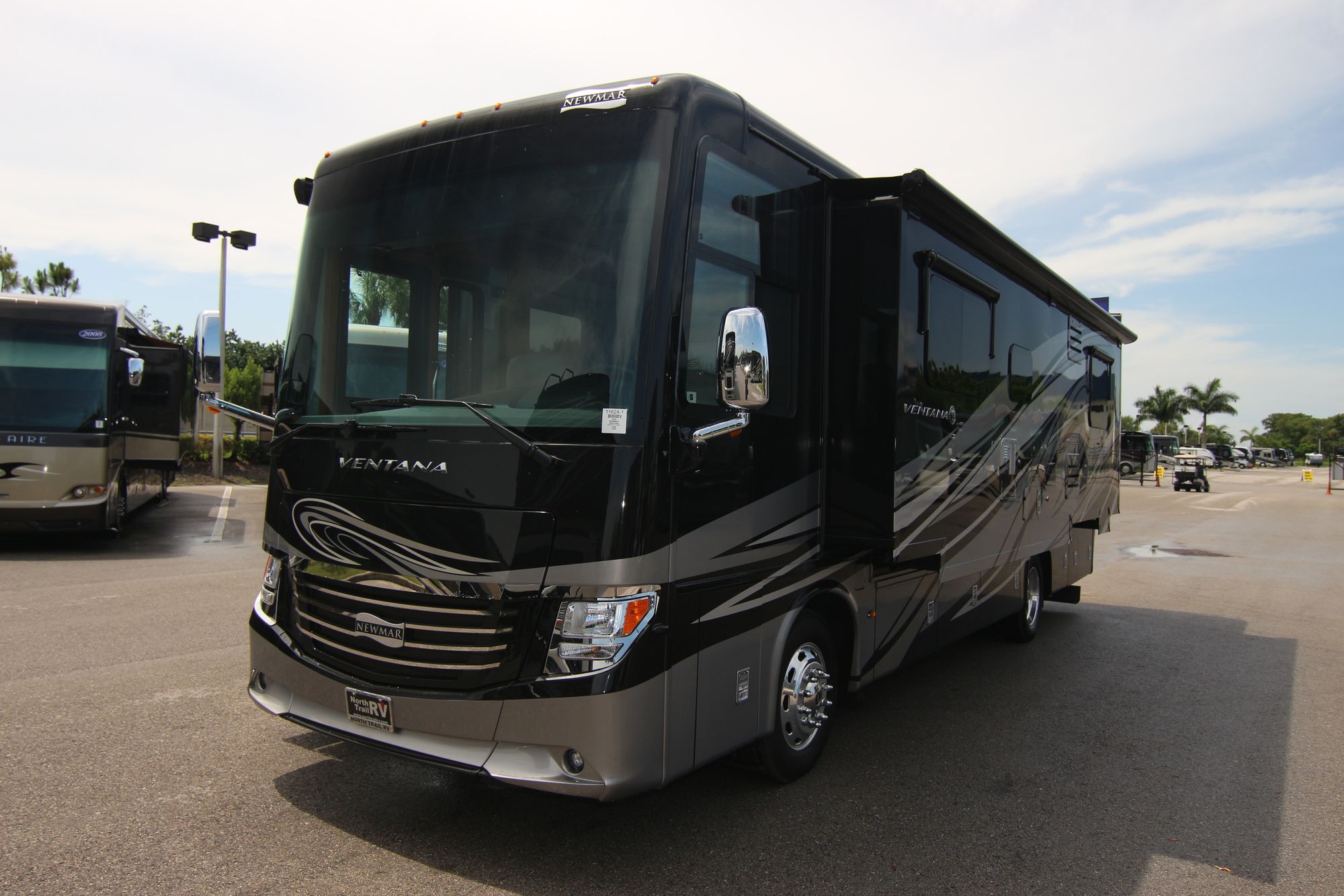 Used 2018 Newmar Ventana 3436 Class A  For Sale