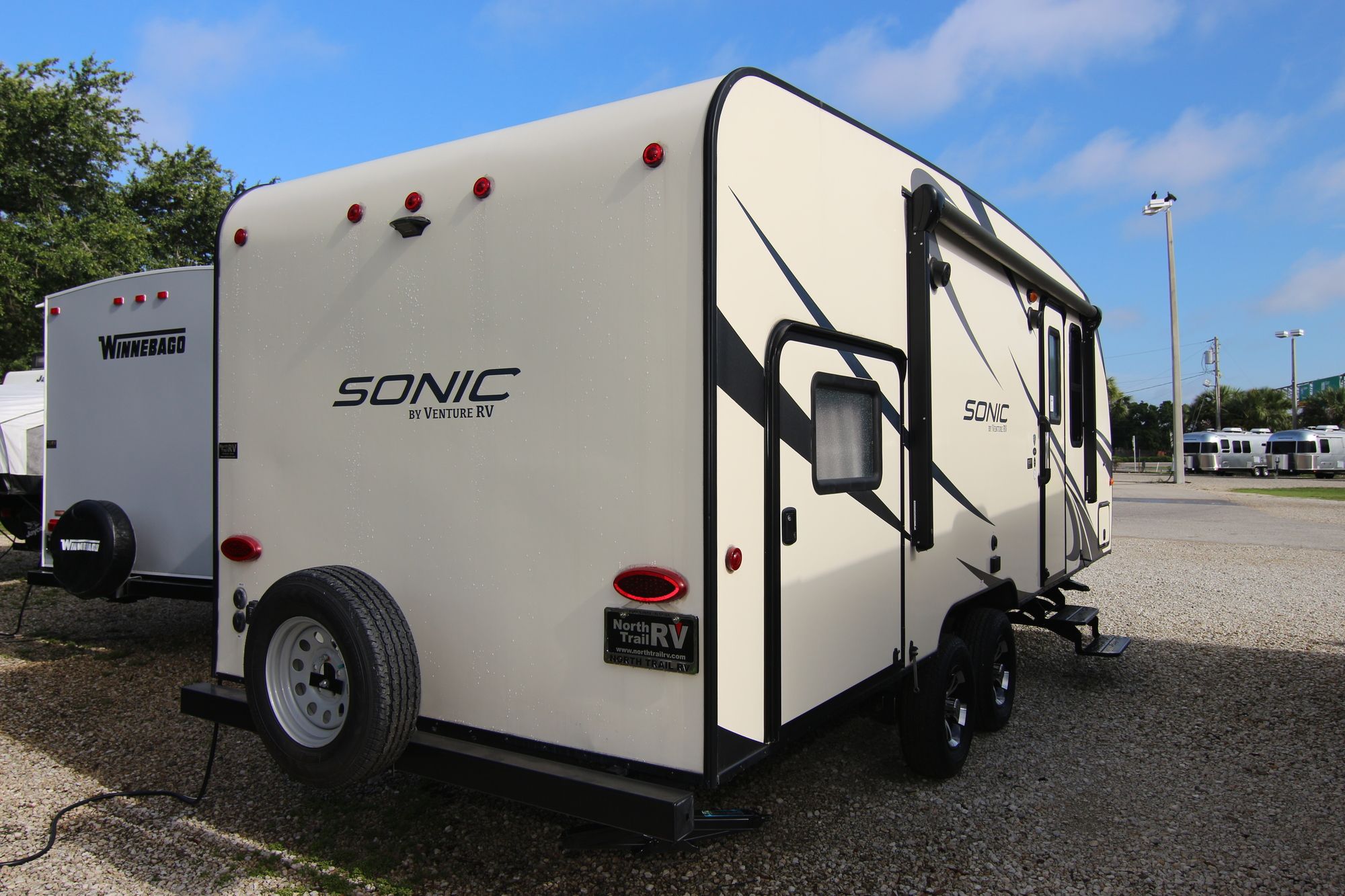 Used 2017 K-Z Sonic 234VBH Travel Trailer  For Sale