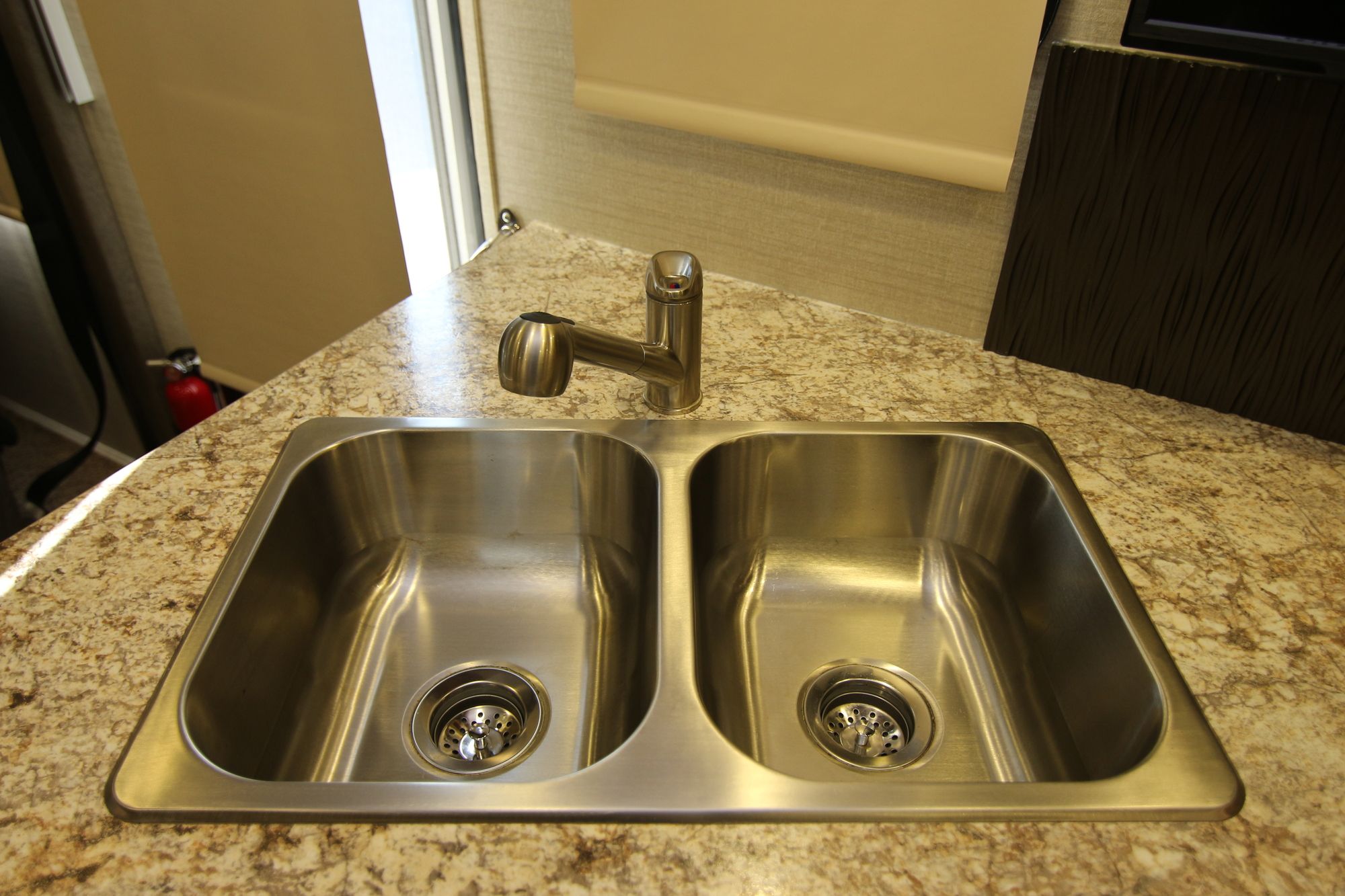 Used 2017 Jayco Alante 31V Class A  For Sale