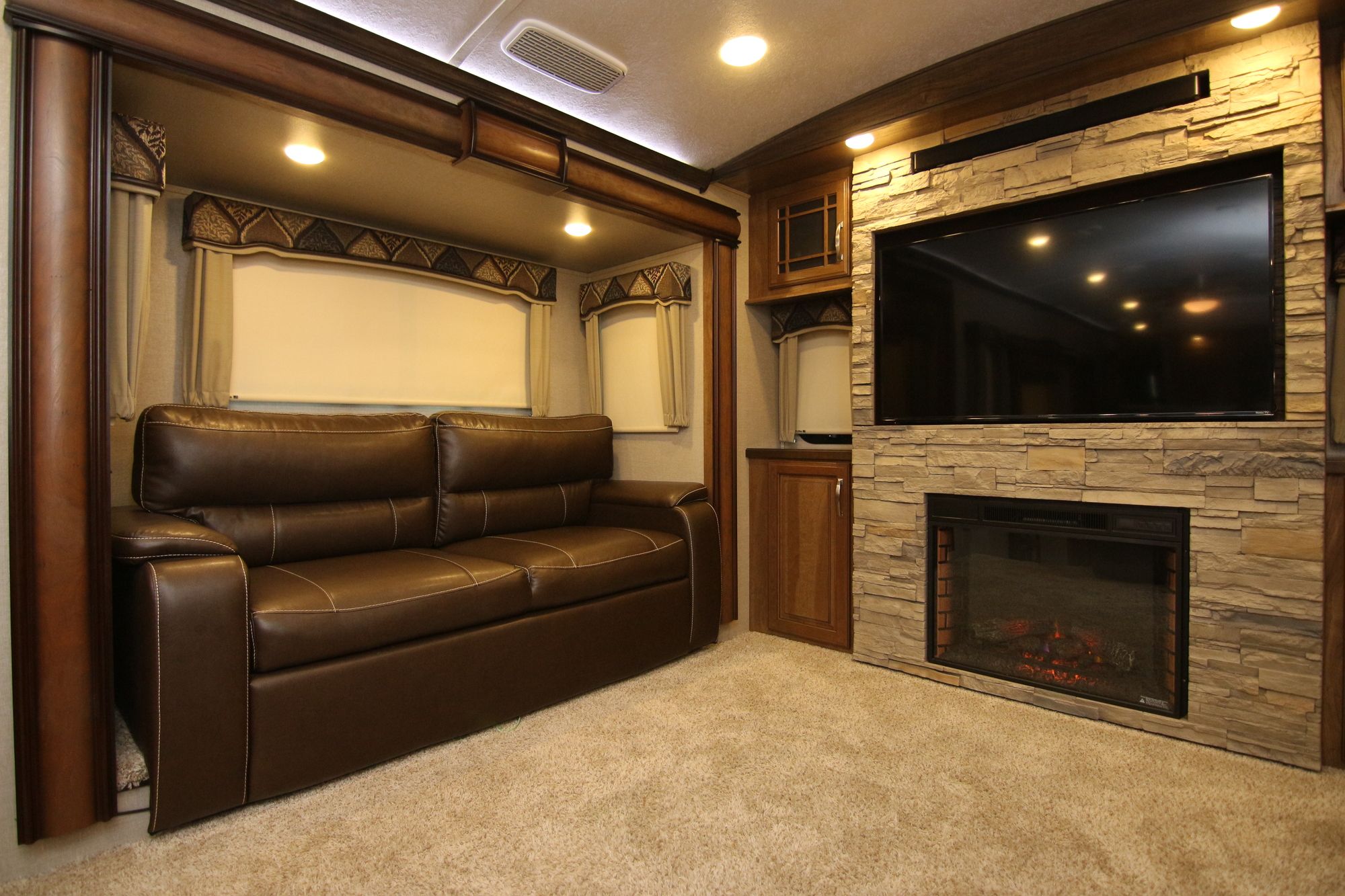 Used 2018 Keystone Montana 3791RD Fifth Wheel  For Sale