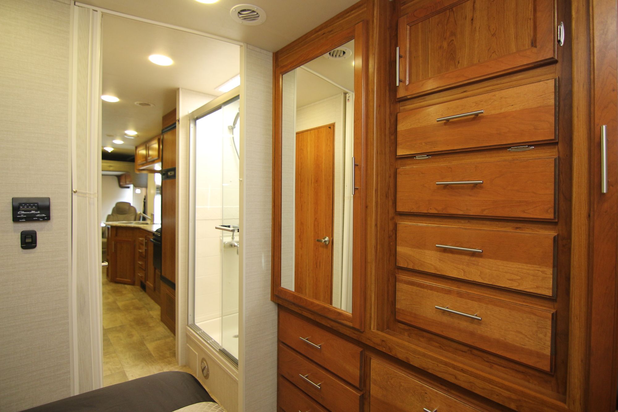 Used 2017 Jayco Alante 31V Class A  For Sale