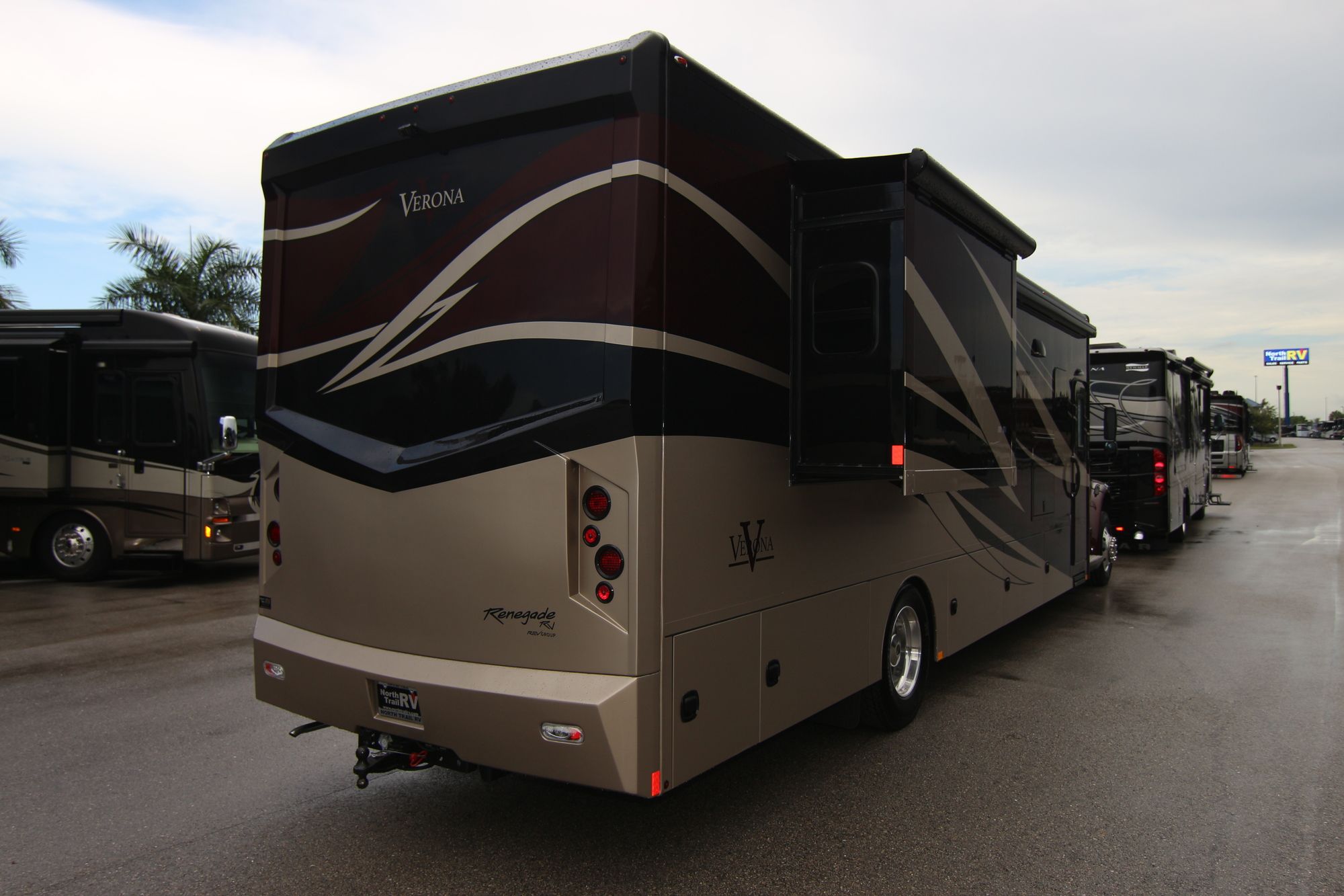 New 2020 Renegade Rv Verona 40VRB Super C  For Sale