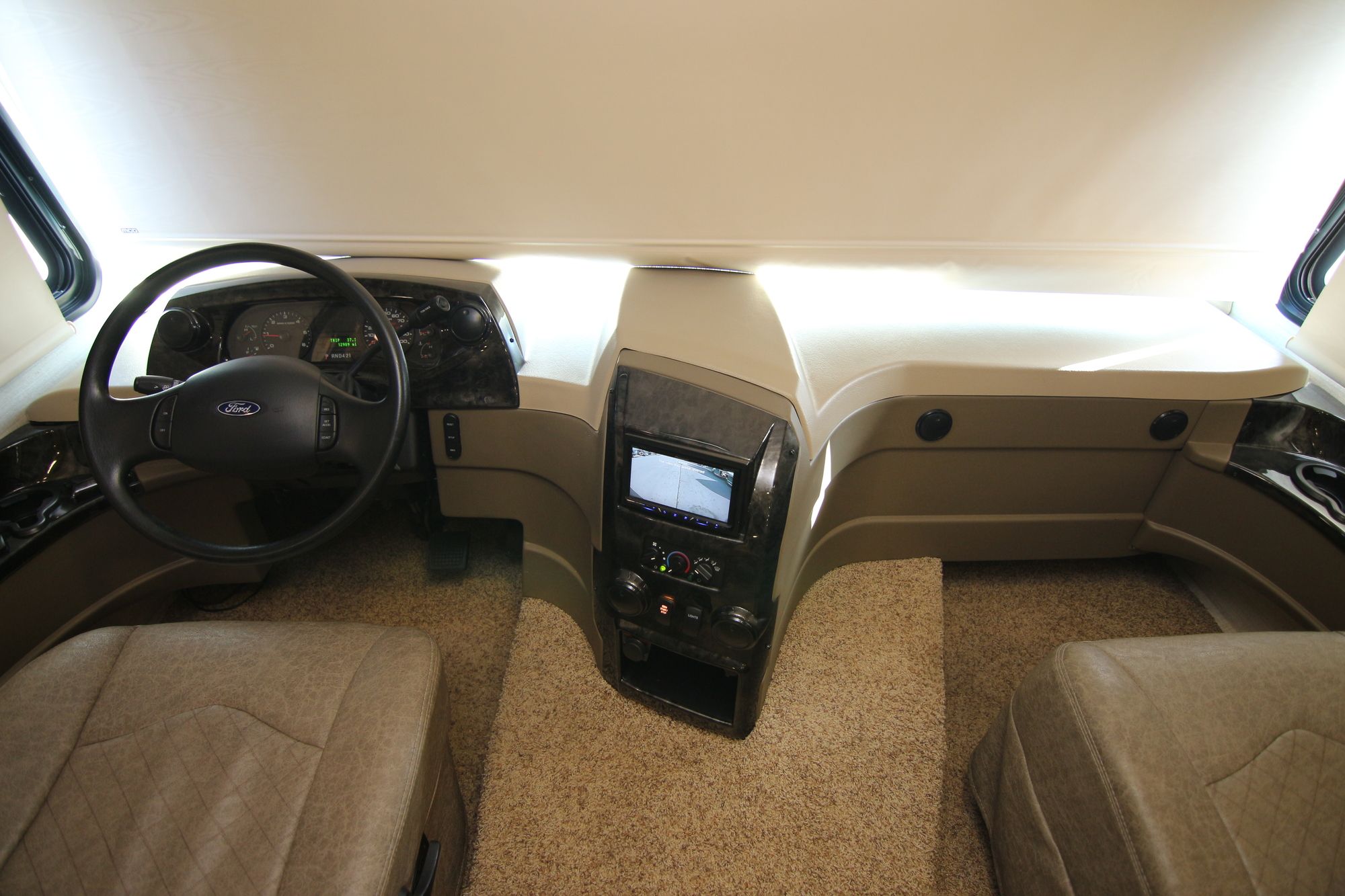 Used 2017 Jayco Alante 31V Class A  For Sale