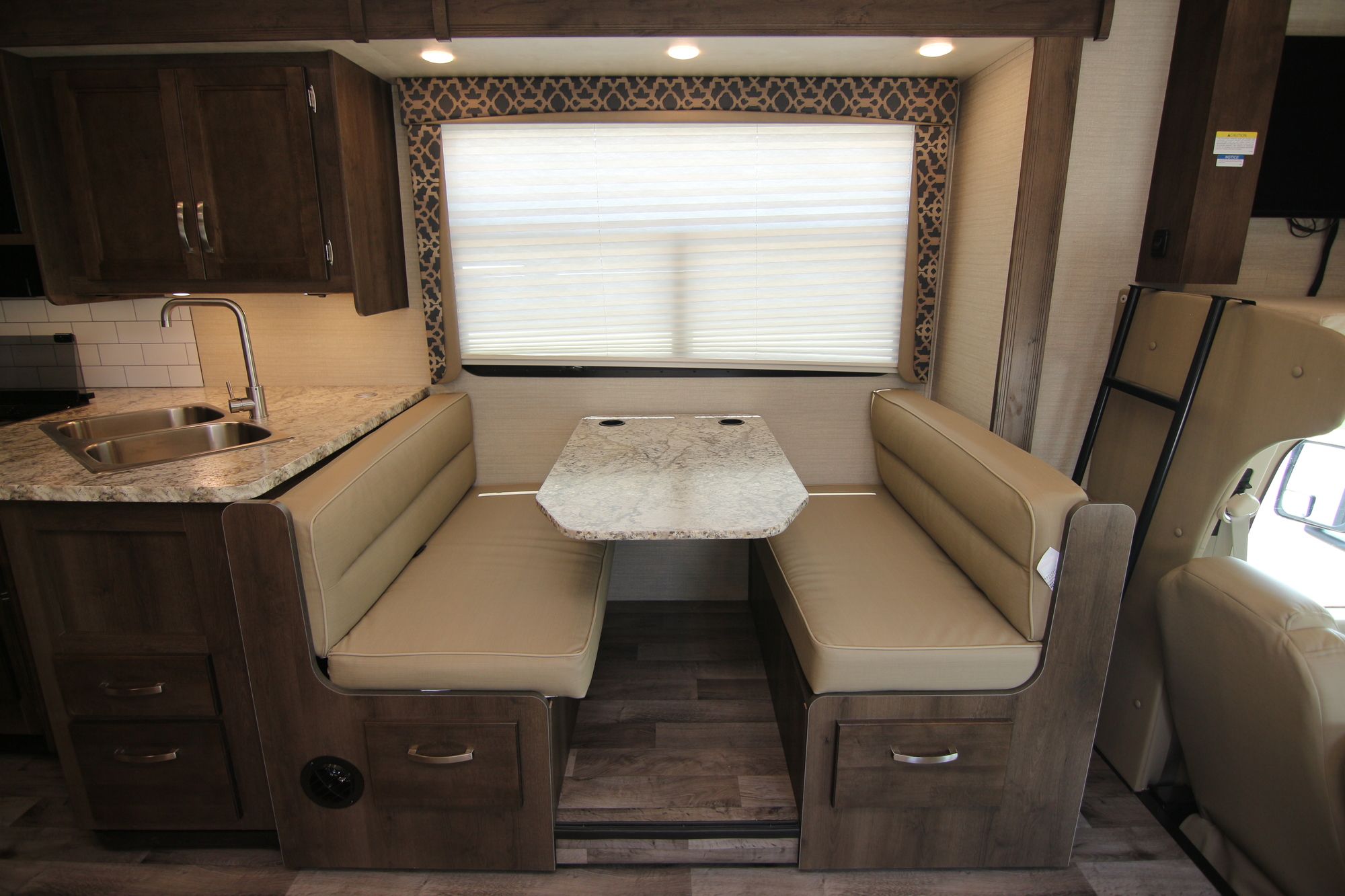 New 2020 Jayco Redhawk BUNKS Class C  For Sale