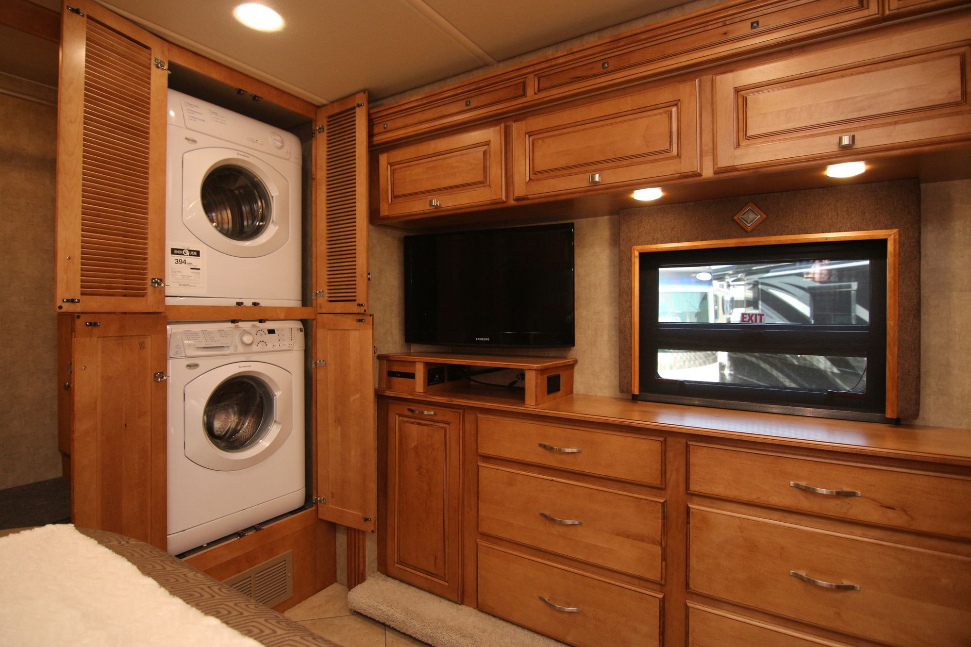 Used 2014 Winnebago Journey 34B Class A  For Sale