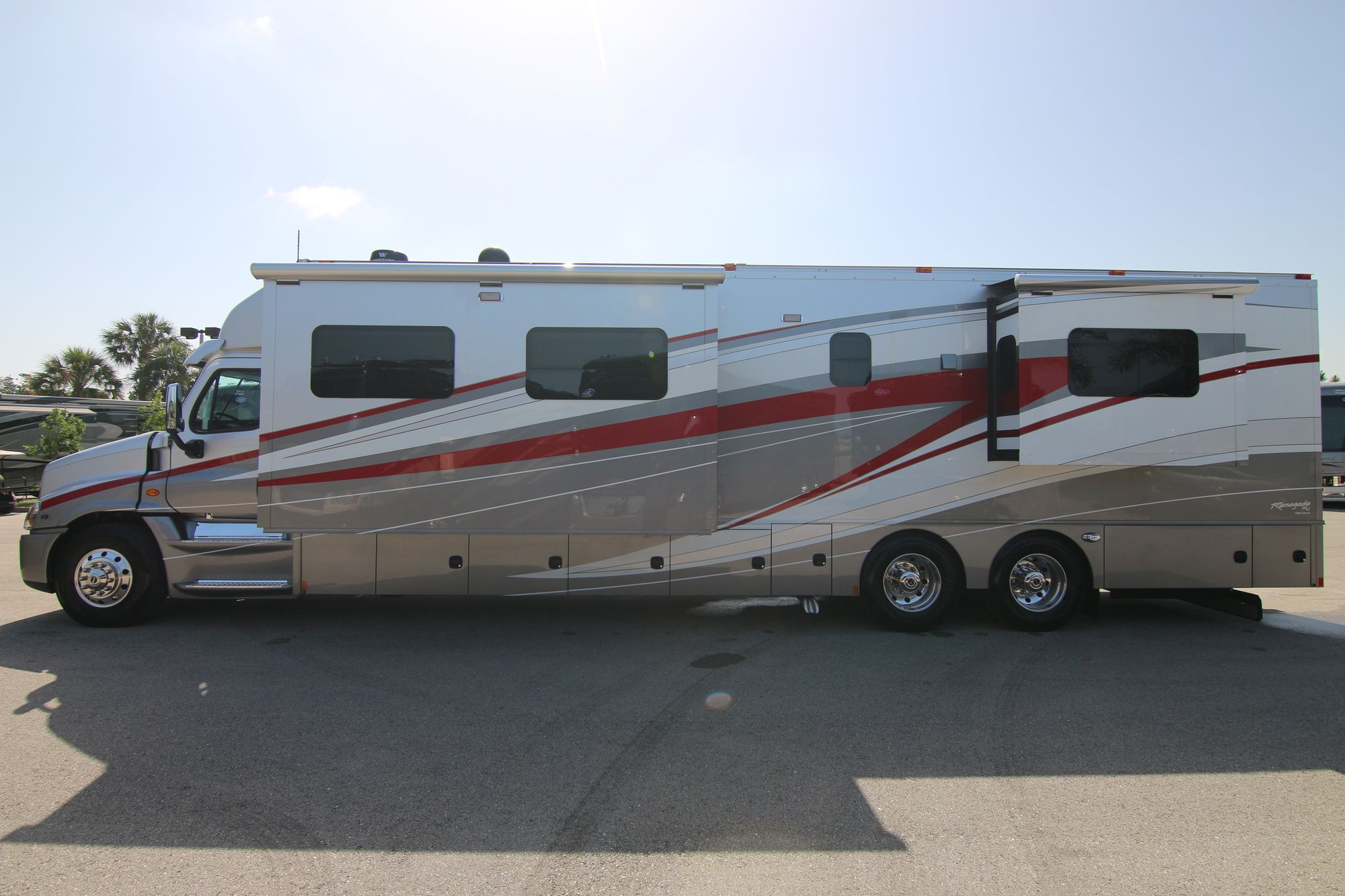 New 2020 Renegade Rv Classic 45CBK Super C  For Sale