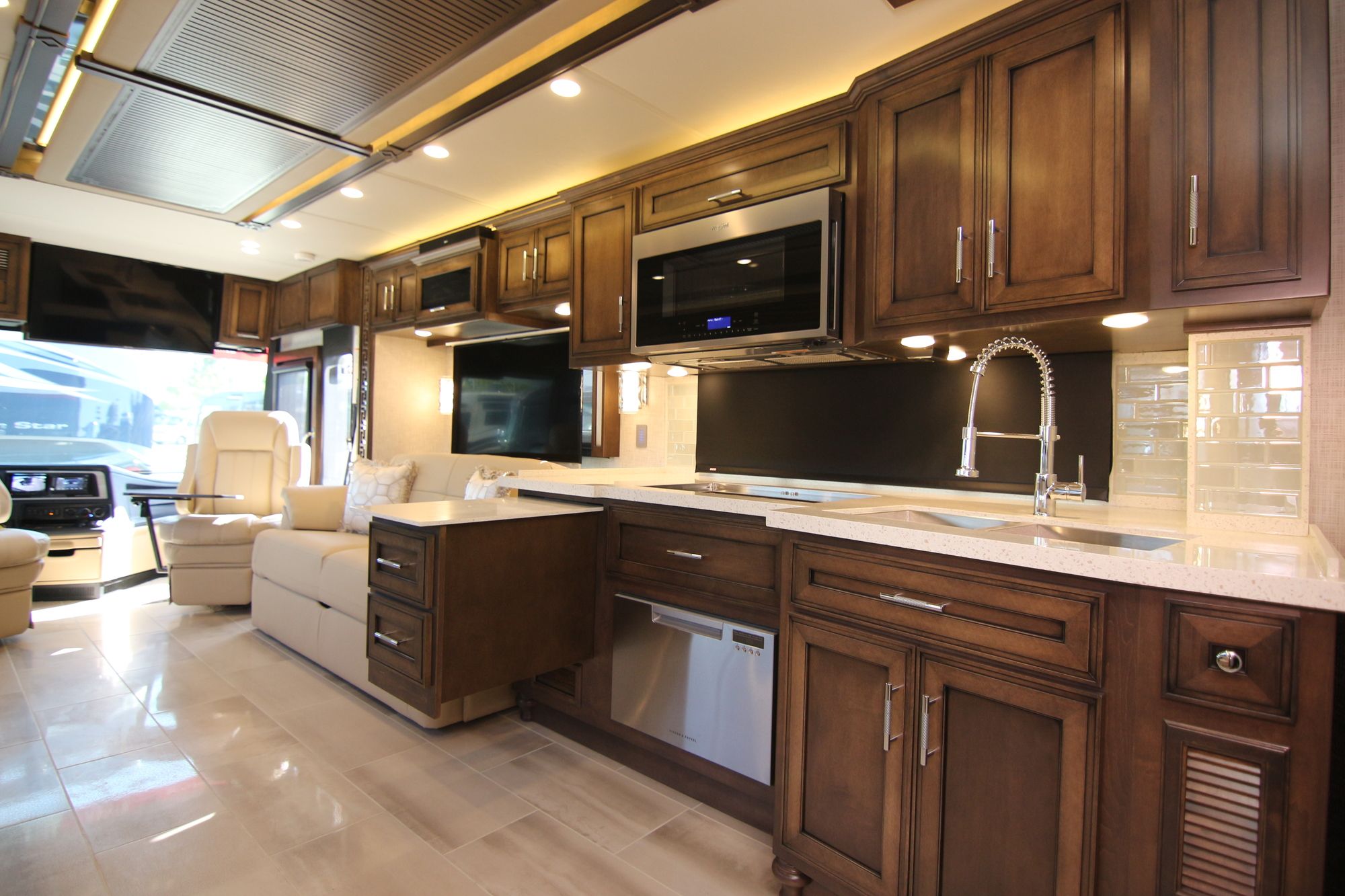 New 2020 Newmar Ventana 4369 Class A  For Sale