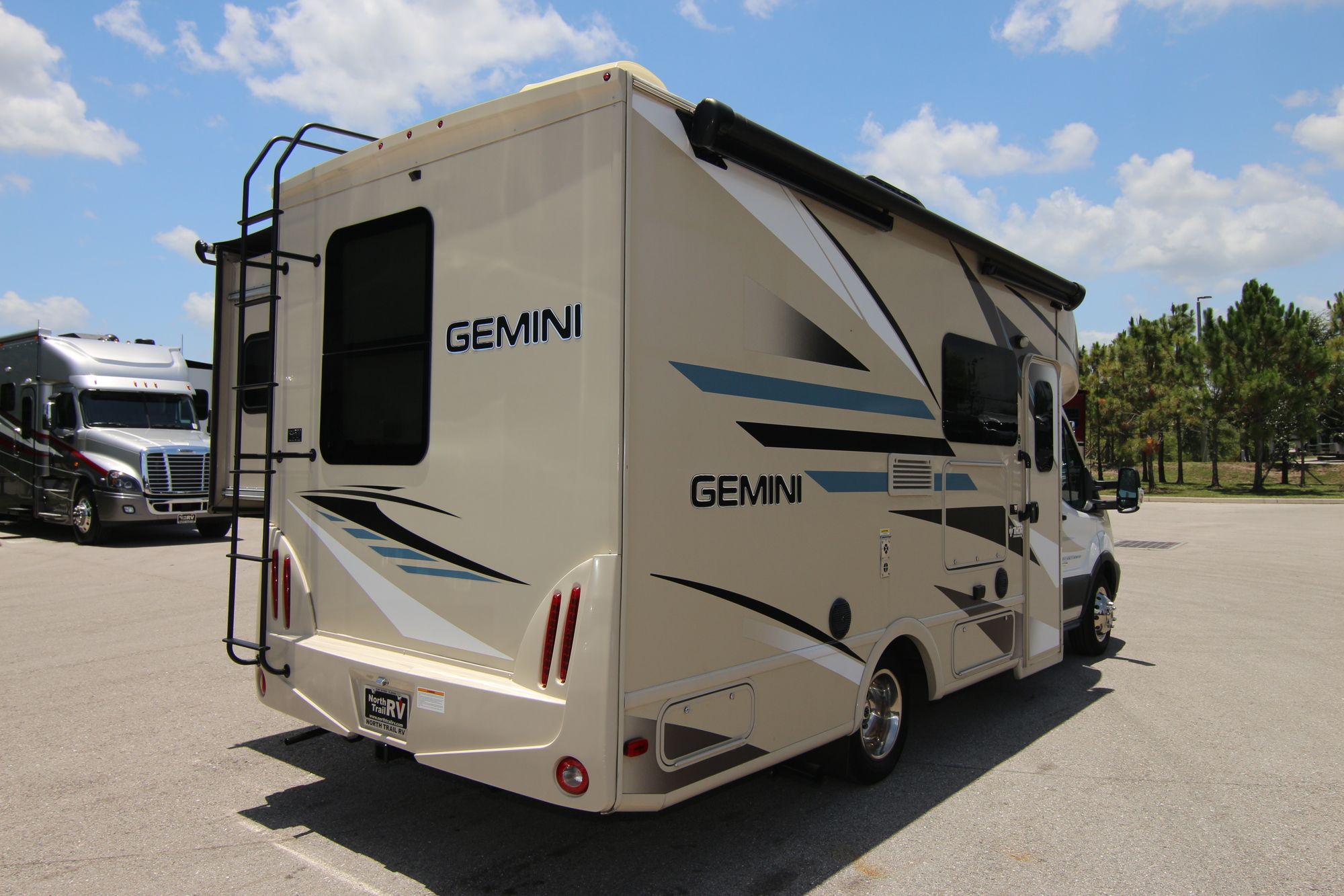 Used 2017 Thor Gemini 23TB Class B  For Sale