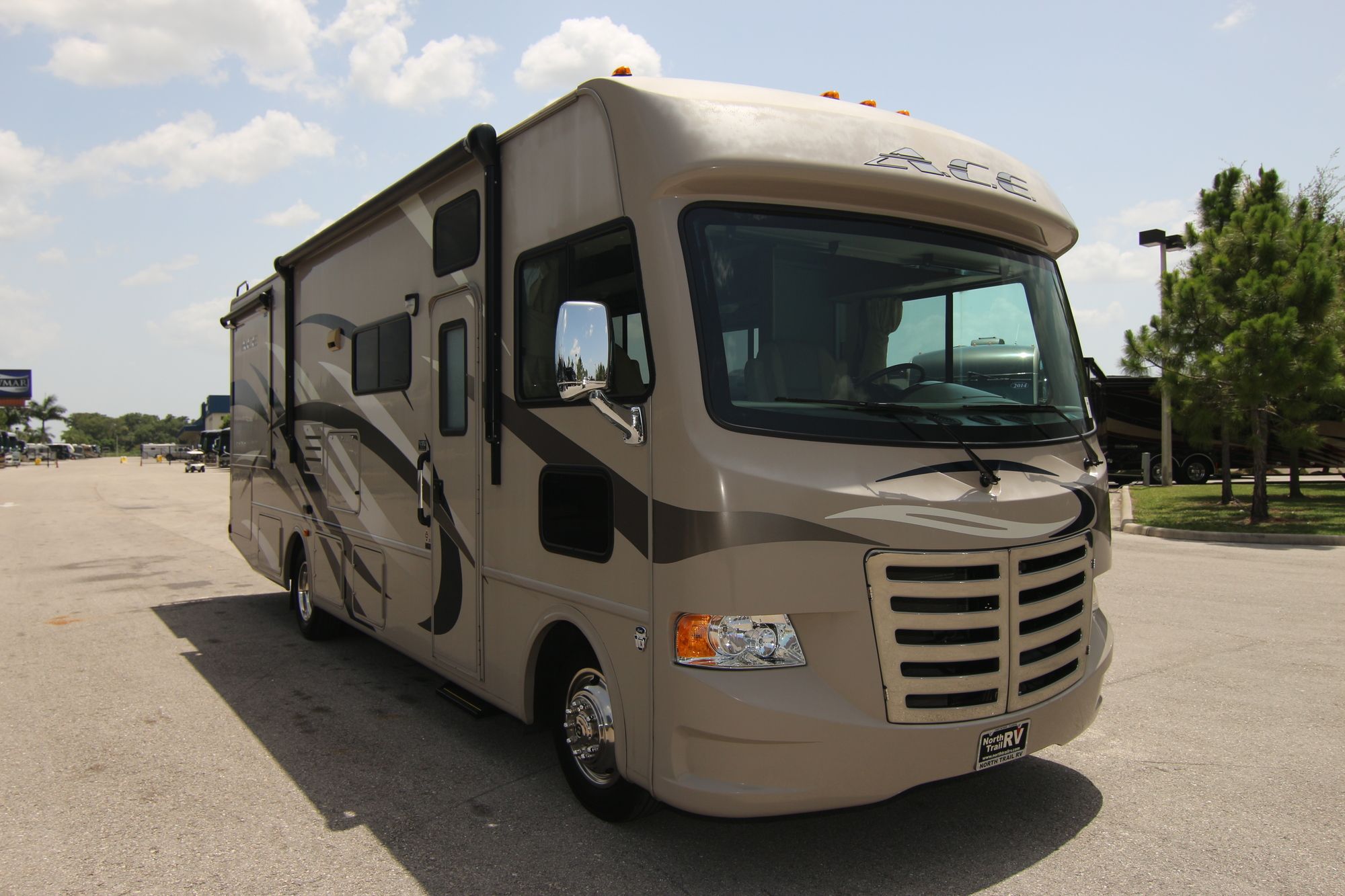 Used 2014 Thor Ace 30.1 Class A  For Sale