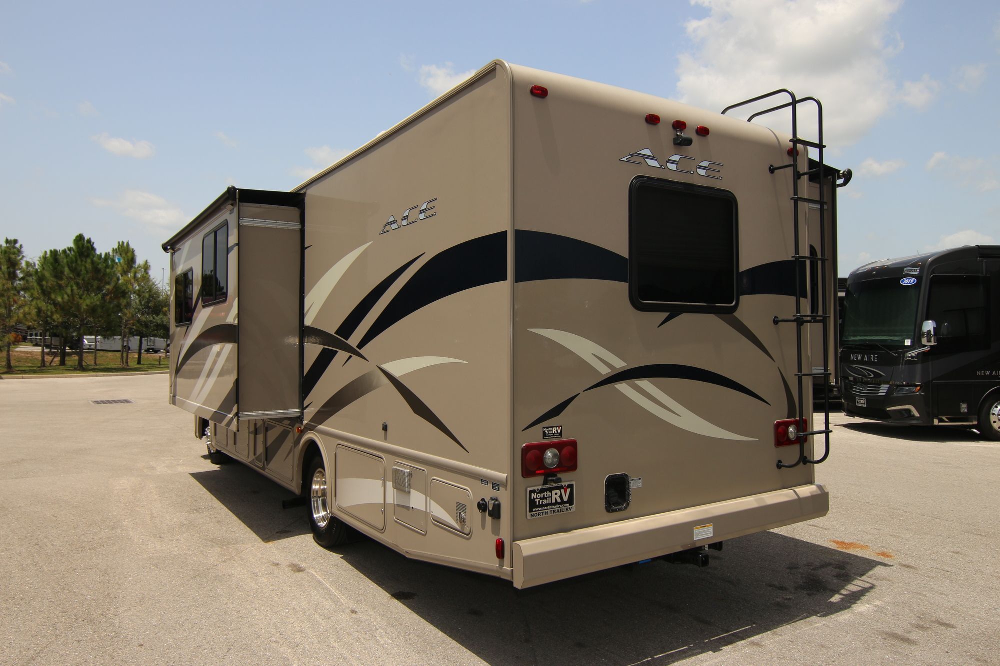 Used 2014 Thor Ace 30.1 Class A  For Sale