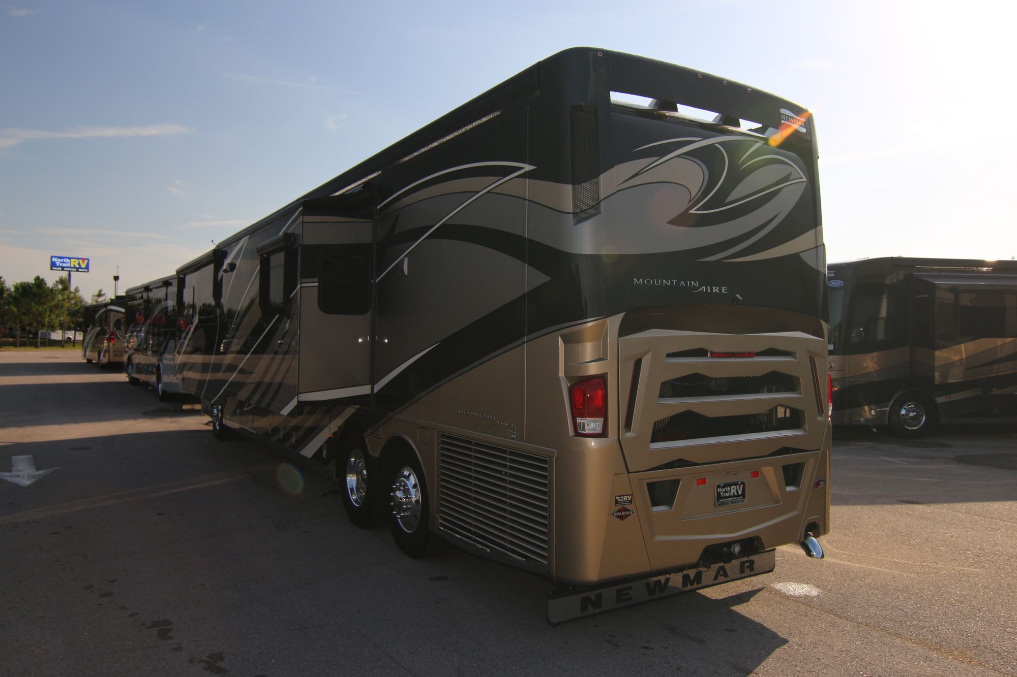 New 2020 Newmar Mountain Aire 4551 Class A  For Sale