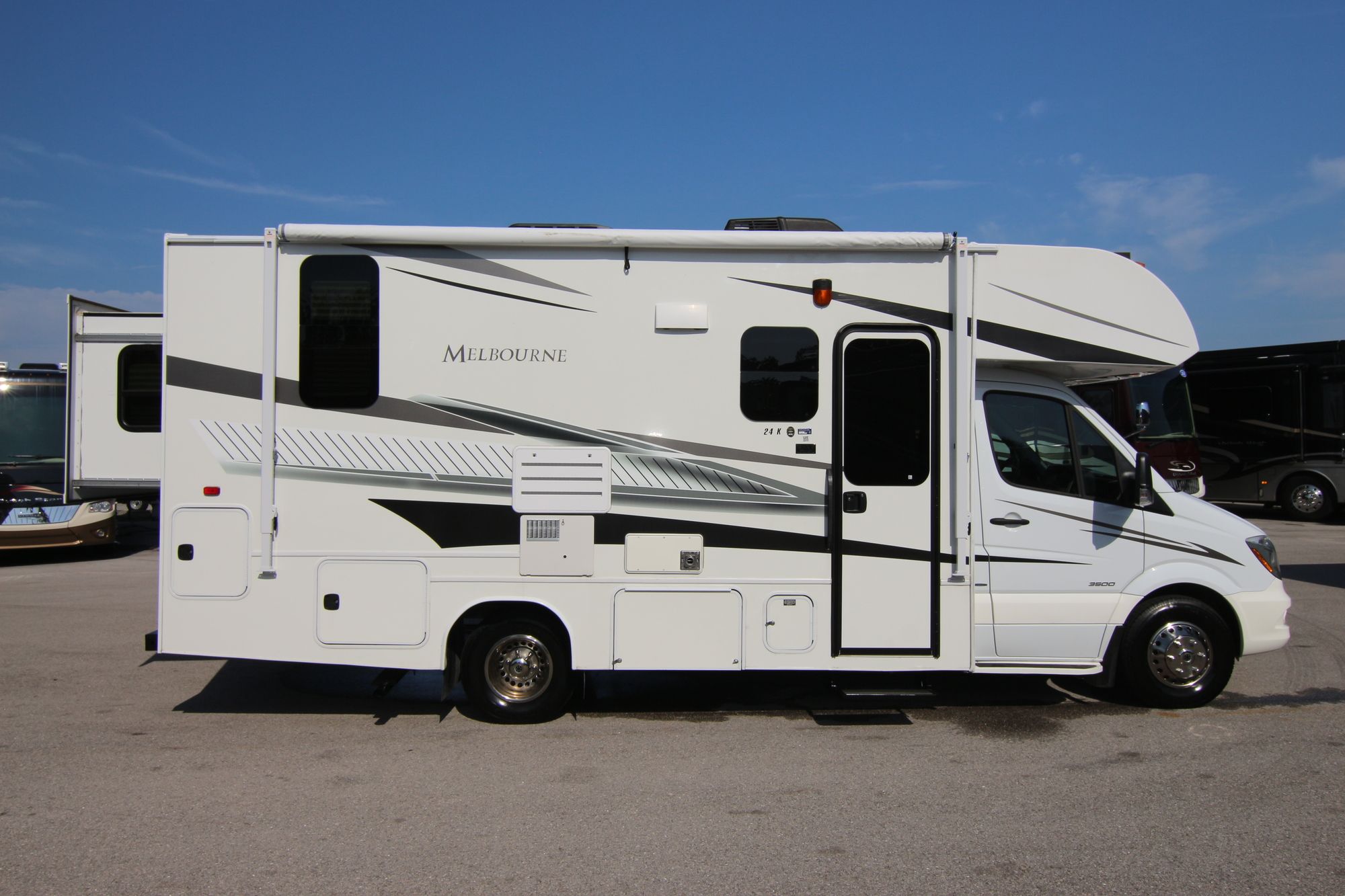 Used 2016 Jayco Melbourne 24K Class C  For Sale