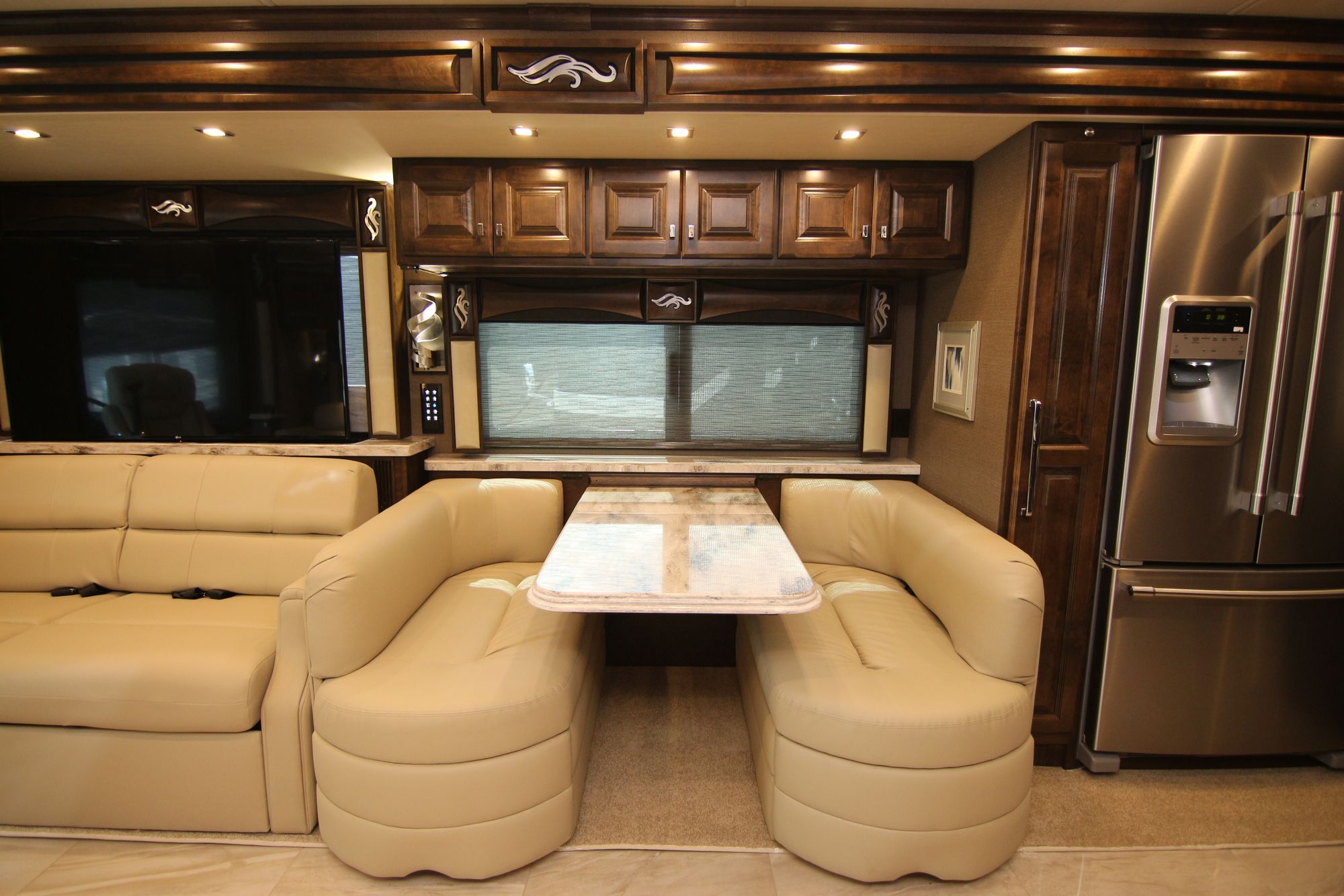 New 2019 Tiffin Motor Homes Phaeton 40IH Class A  For Sale