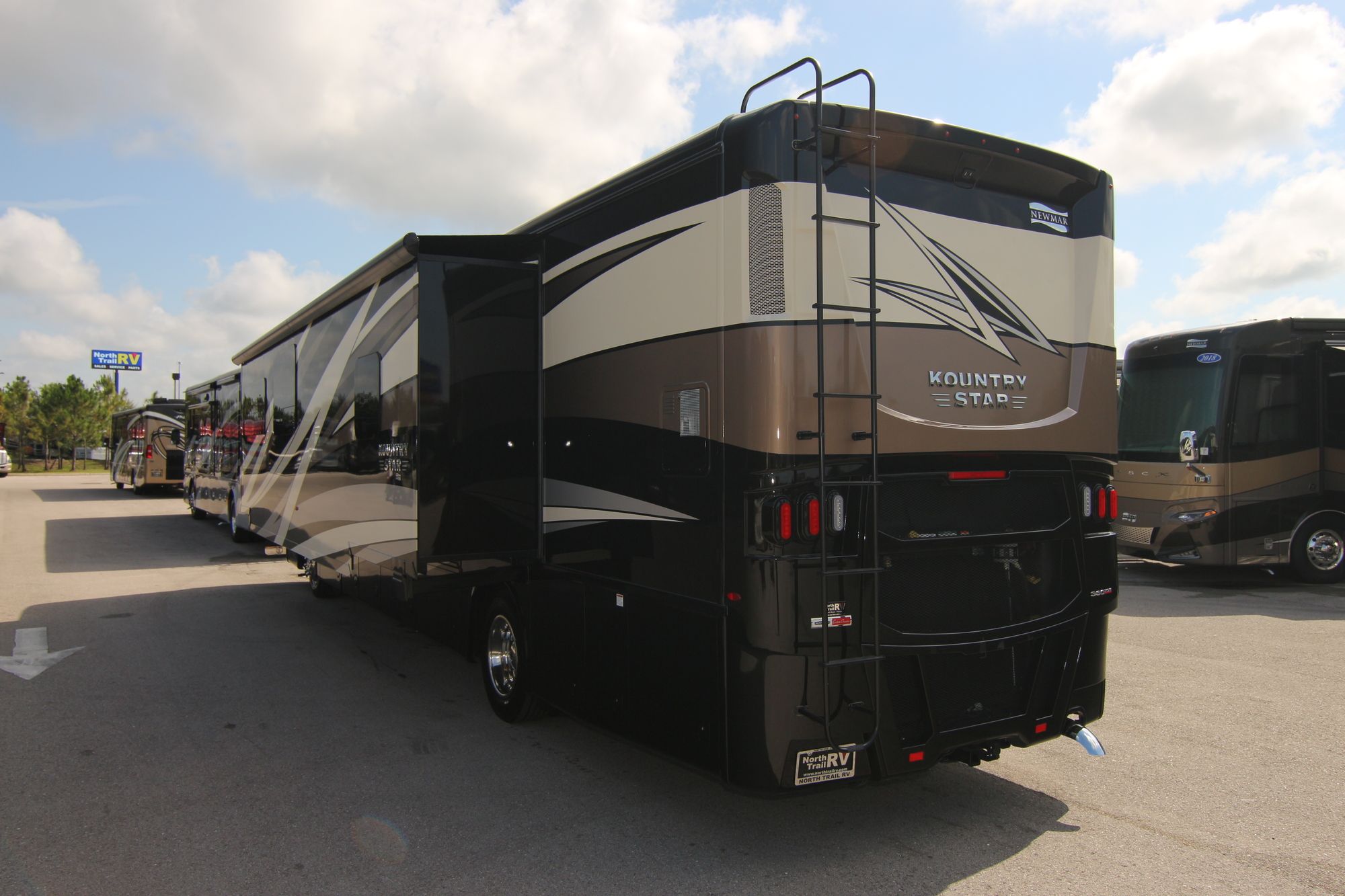 New 2020 Newmar Kountry Star 4037 Class A  For Sale