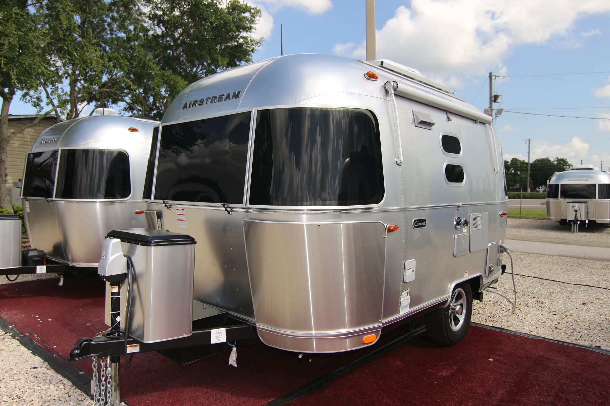 New 2020 Airstream Caravel 16RB Travel Trailer  For Sale