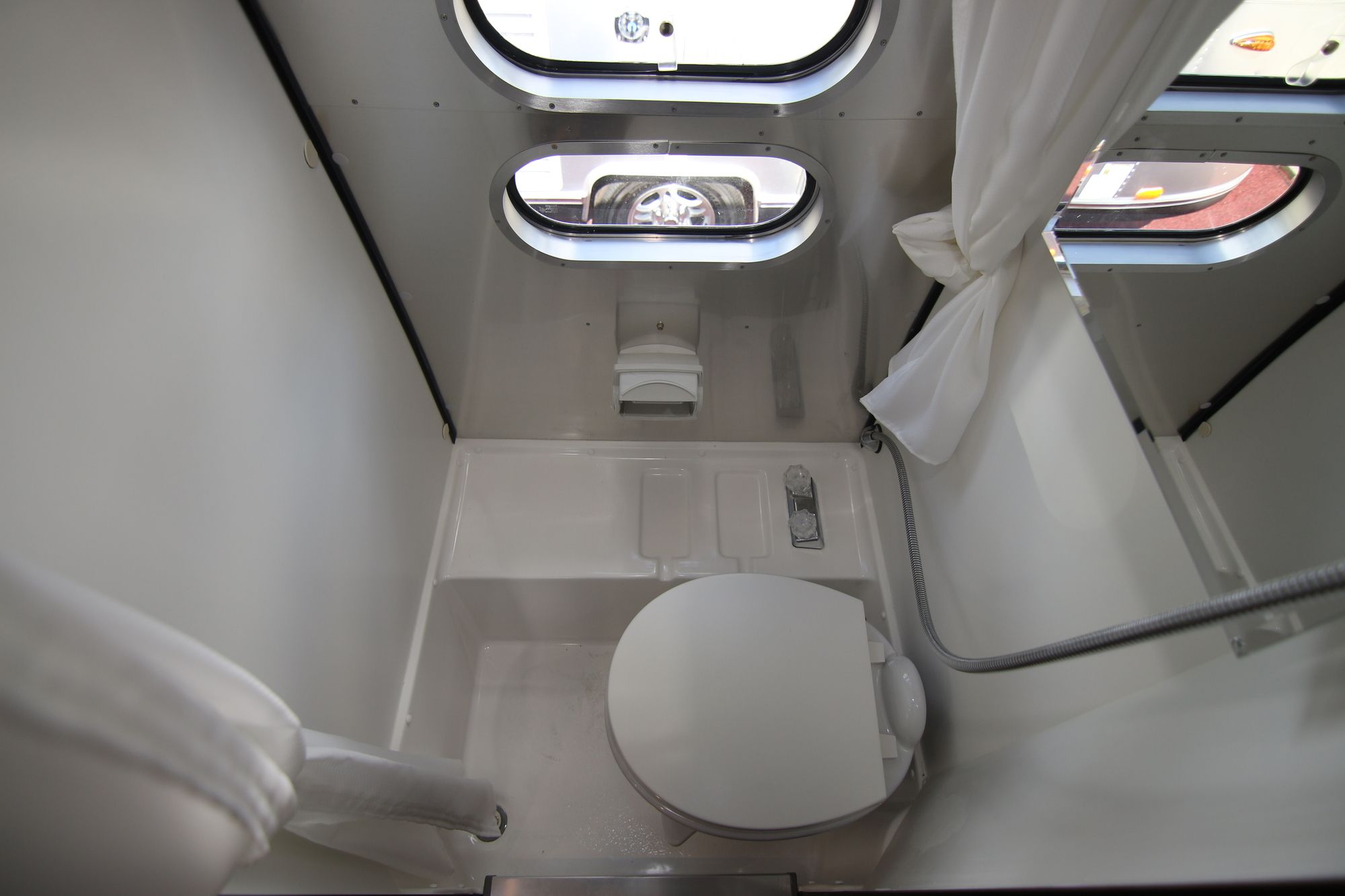 New 2020 Airstream Caravel 16RB Travel Trailer  For Sale