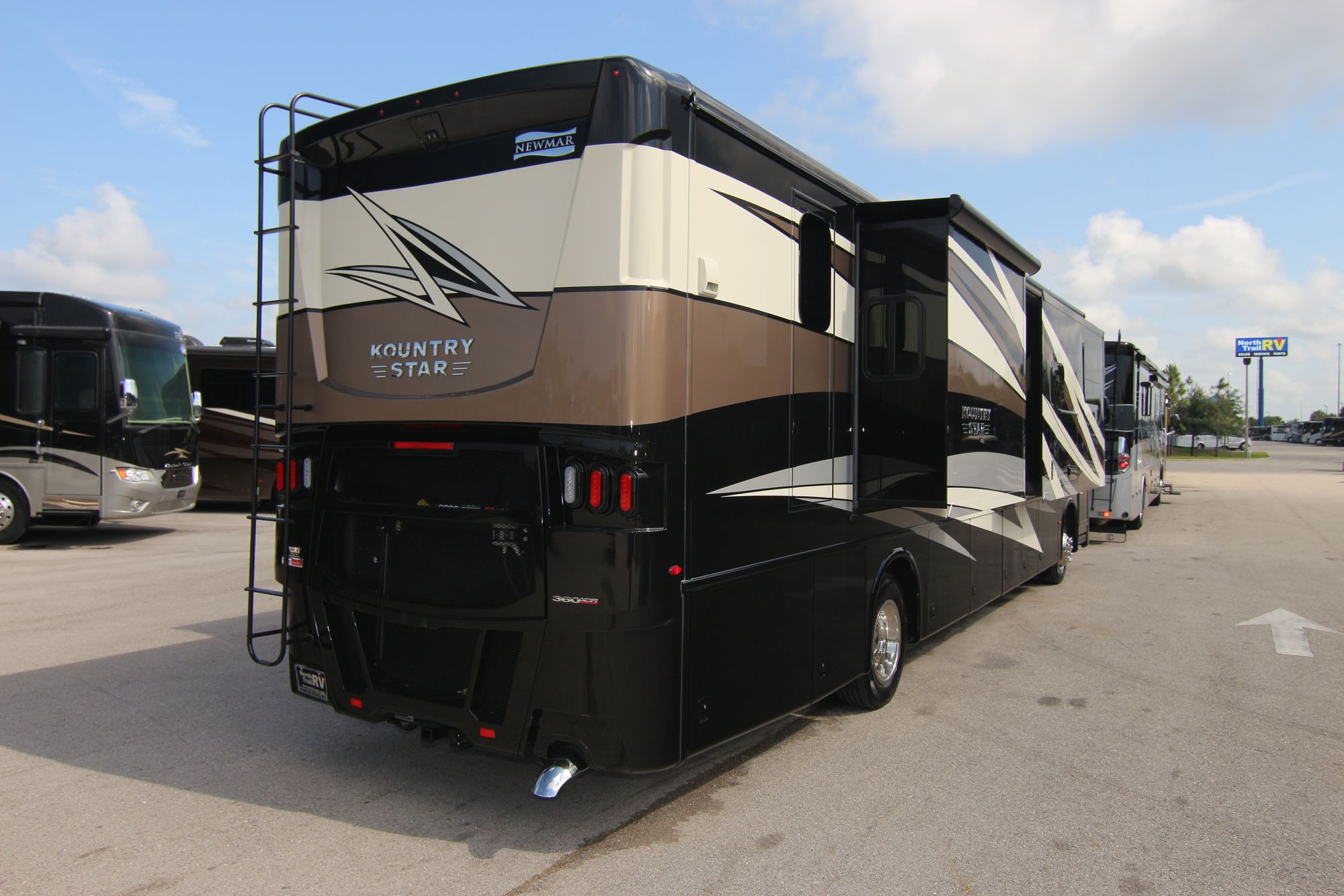 New 2020 Newmar Kountry Star 4037 Class A  For Sale