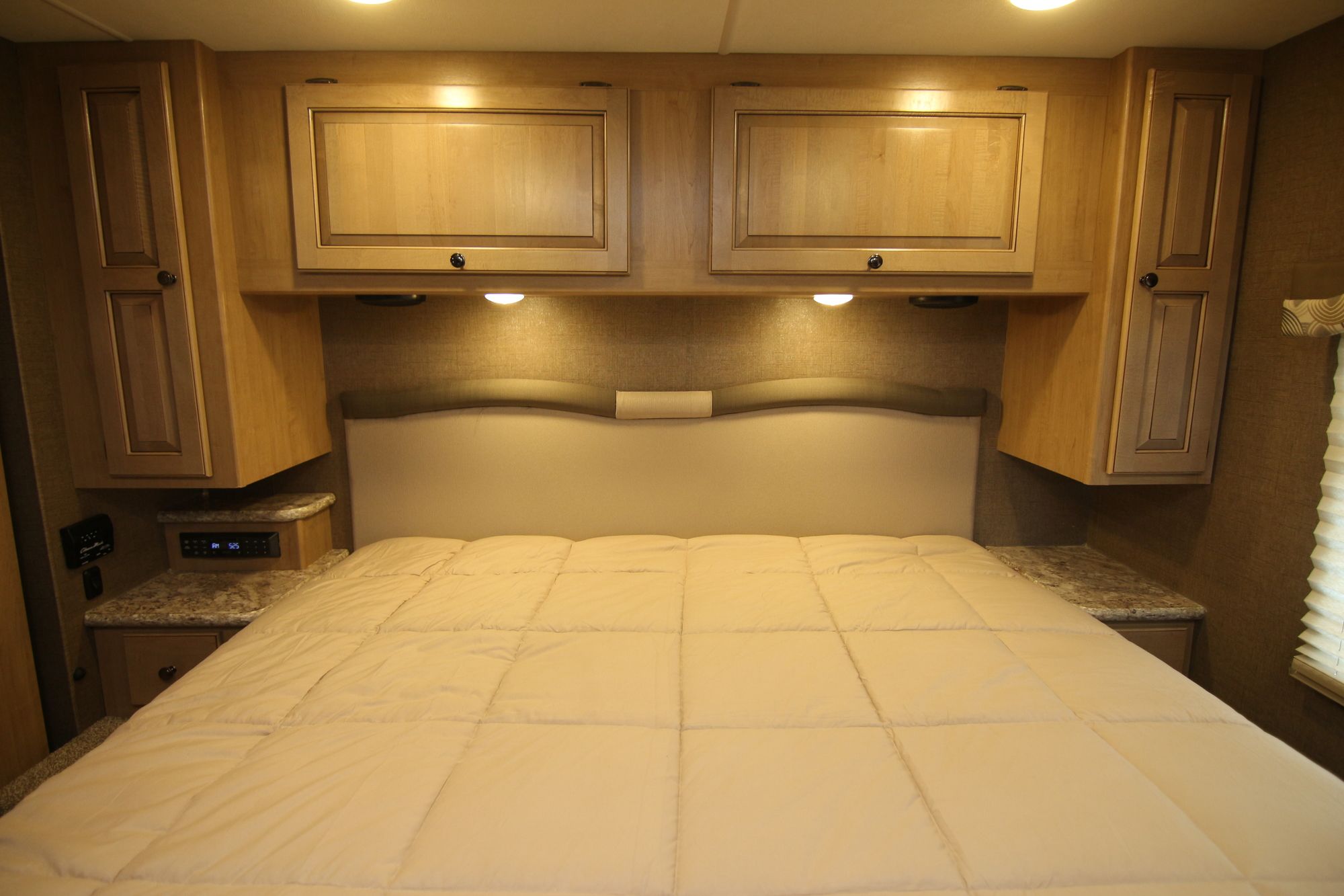 Used 2018 Thor Windsport 34J Class A  For Sale