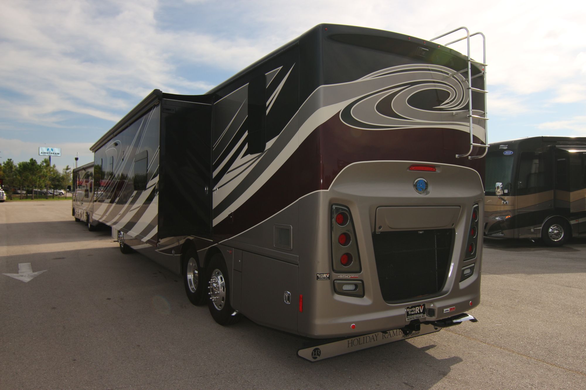 Used 2017 Holiday Rambler Scepter 43S Class A  For Sale