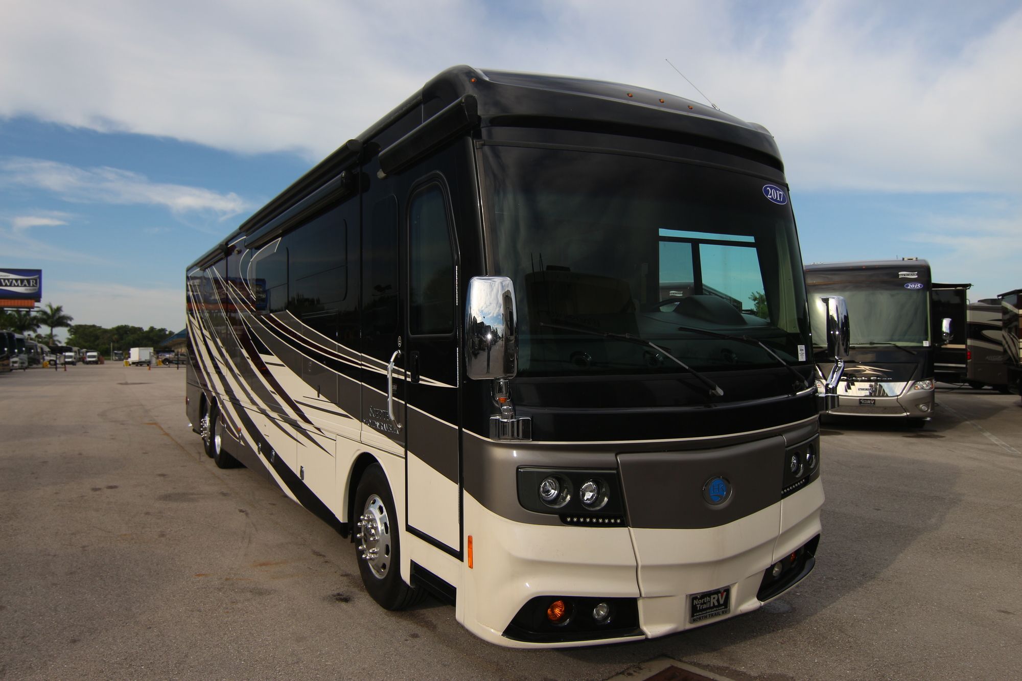 Used 2017 Holiday Rambler Scepter 43S Class A  For Sale