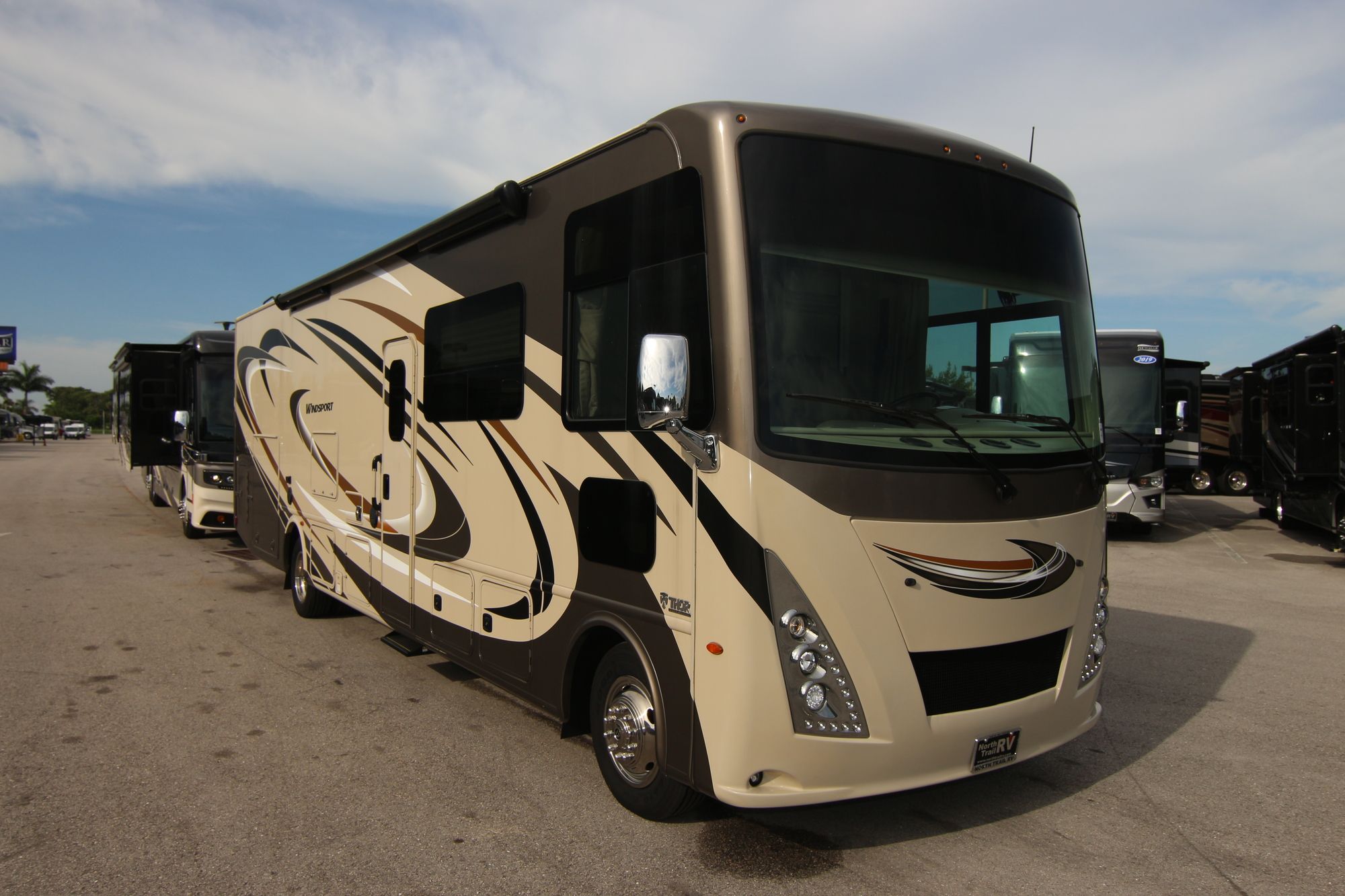 Used 2018 Thor Windsport 34J Class A  For Sale