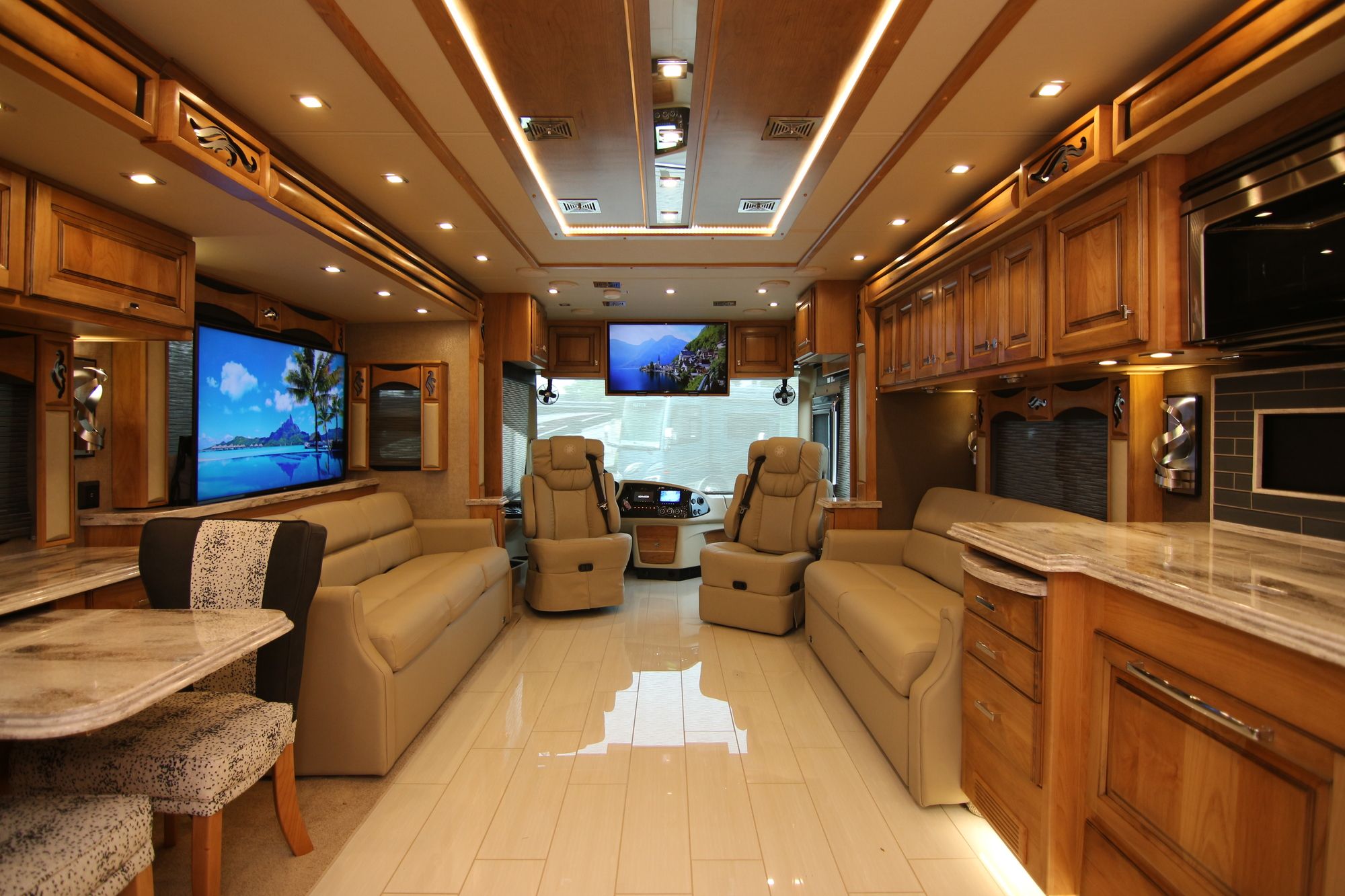 New 2019 Tiffin Motor Homes Phaeton 40QBH Class A  For Sale