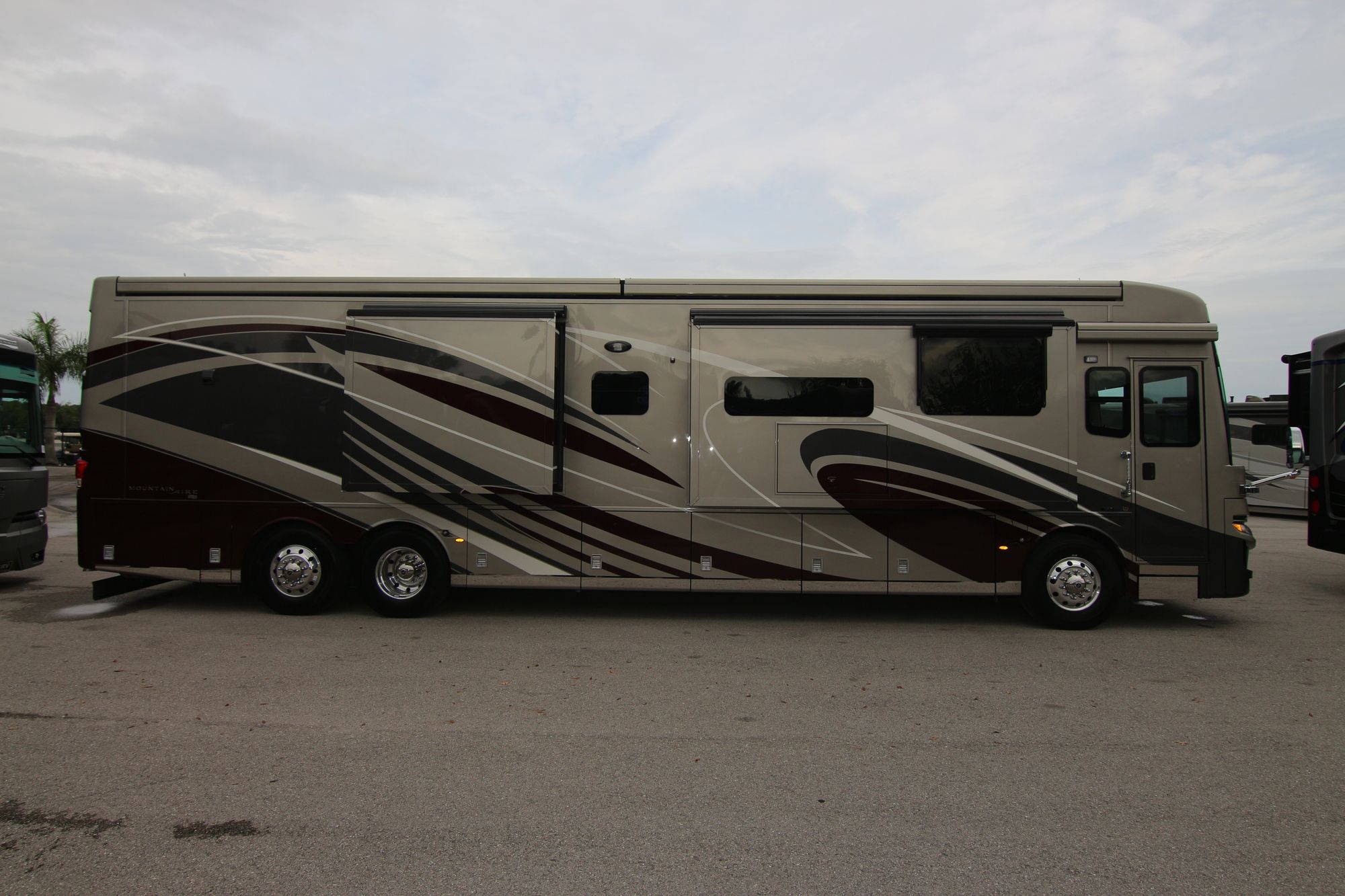 New 2020 Newmar Mountain Aire 4543 Class A  For Sale