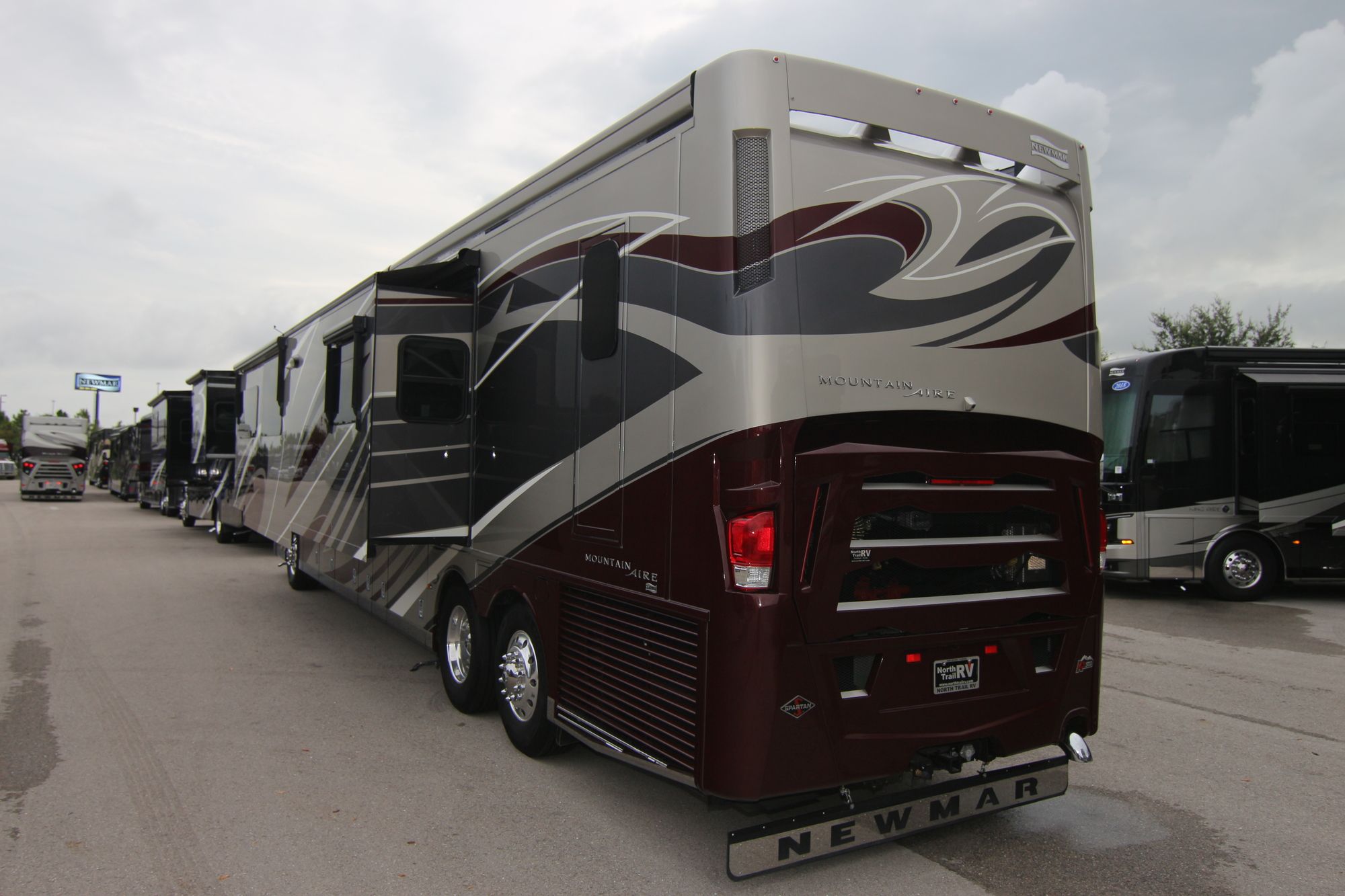 New 2020 Newmar Mountain Aire 4543 Class A  For Sale