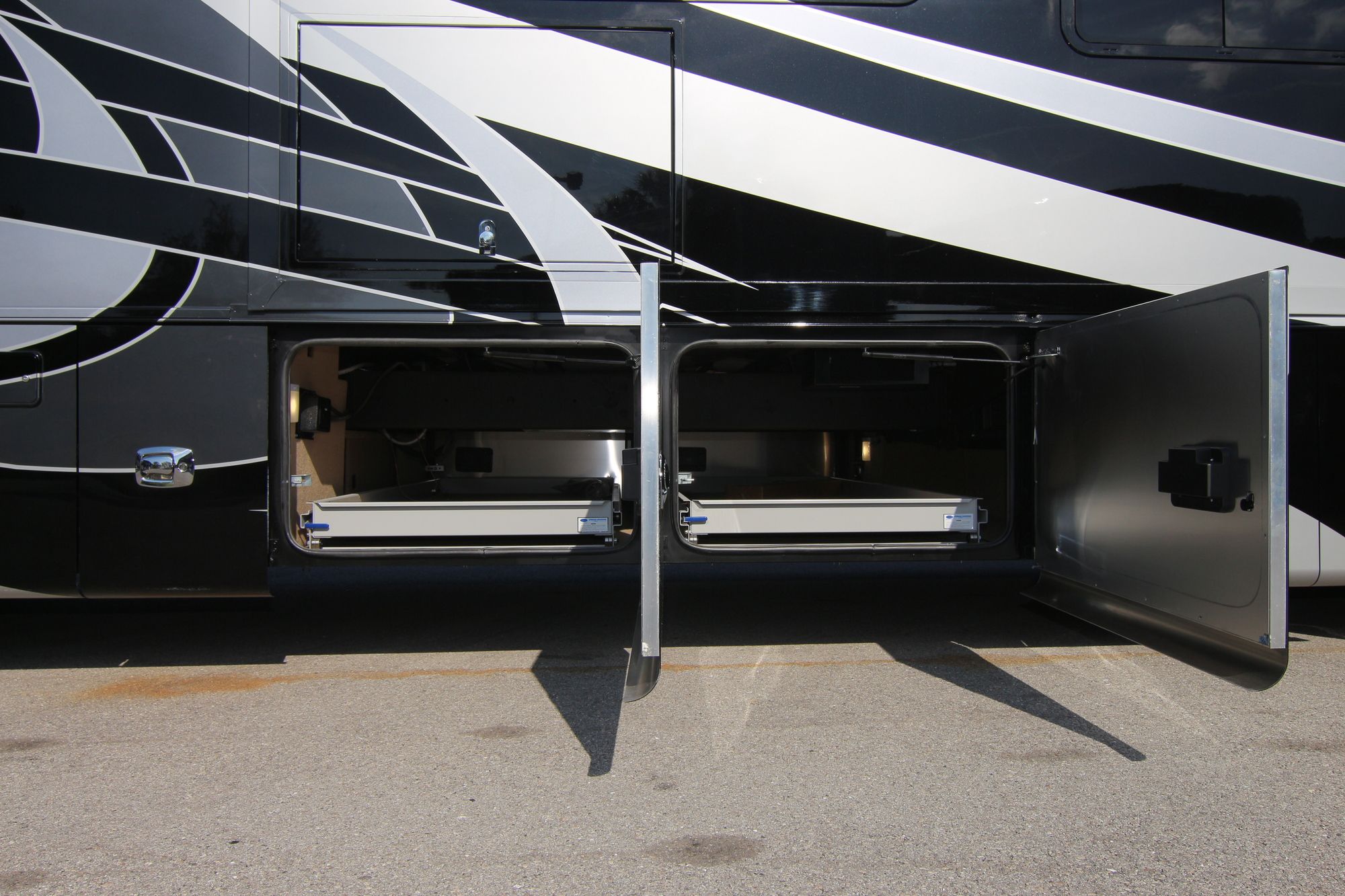 New 2019 Tiffin Motor Homes Phaeton 40QBH Class A  For Sale
